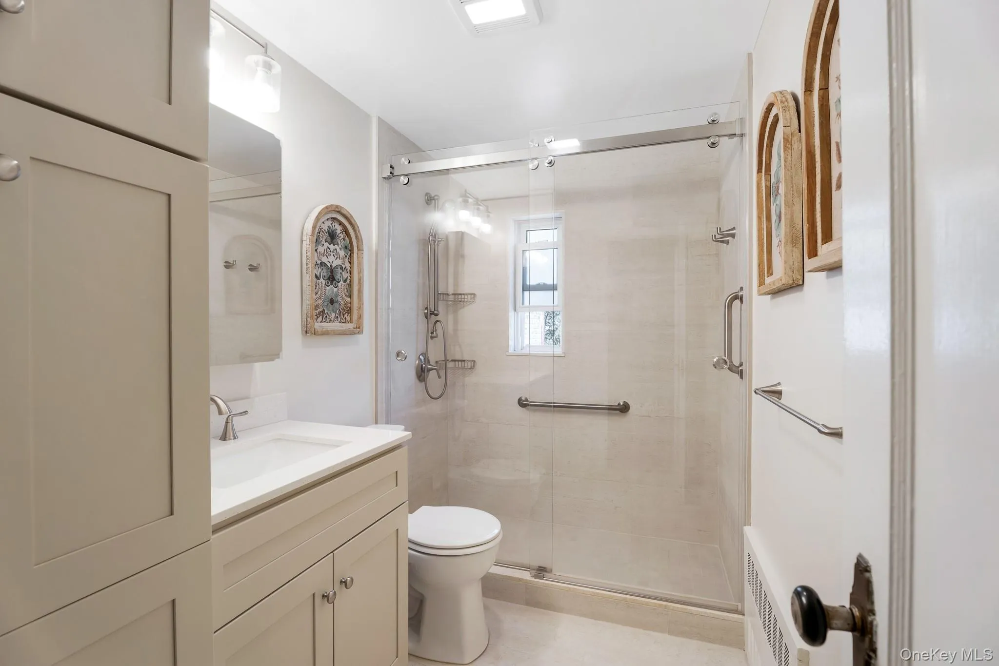 25-75 43rd Street, New York, NY, 3 Bedrooms Bedrooms, 6 Rooms Rooms,2 BathroomsBathrooms,Residential,For Rent,43rd,0,1010536 25-75 43rd Street, New York, NY, 3 Bedrooms Bedrooms, 6 Rooms Rooms,2 BathroomsBathrooms,Residential,For Rent,43rd,0,1010536