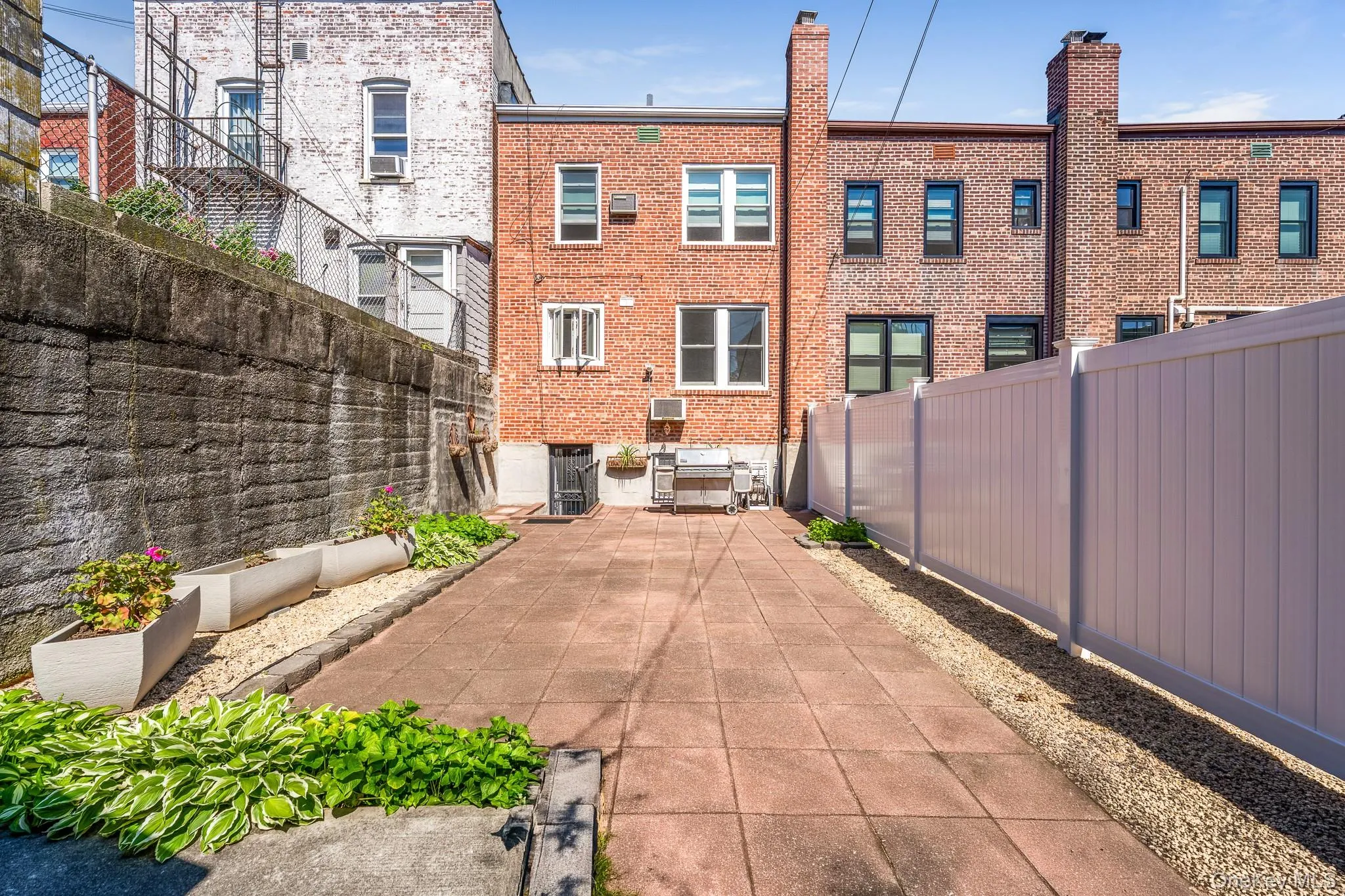 25-75 43rd Street, New York, NY, 3 Bedrooms Bedrooms, 6 Rooms Rooms,2 BathroomsBathrooms,Residential,For Rent,43rd,0,1010536 25-75 43rd Street, New York, NY, 3 Bedrooms Bedrooms, 6 Rooms Rooms,2 BathroomsBathrooms,Residential,For Rent,43rd,0,1010536