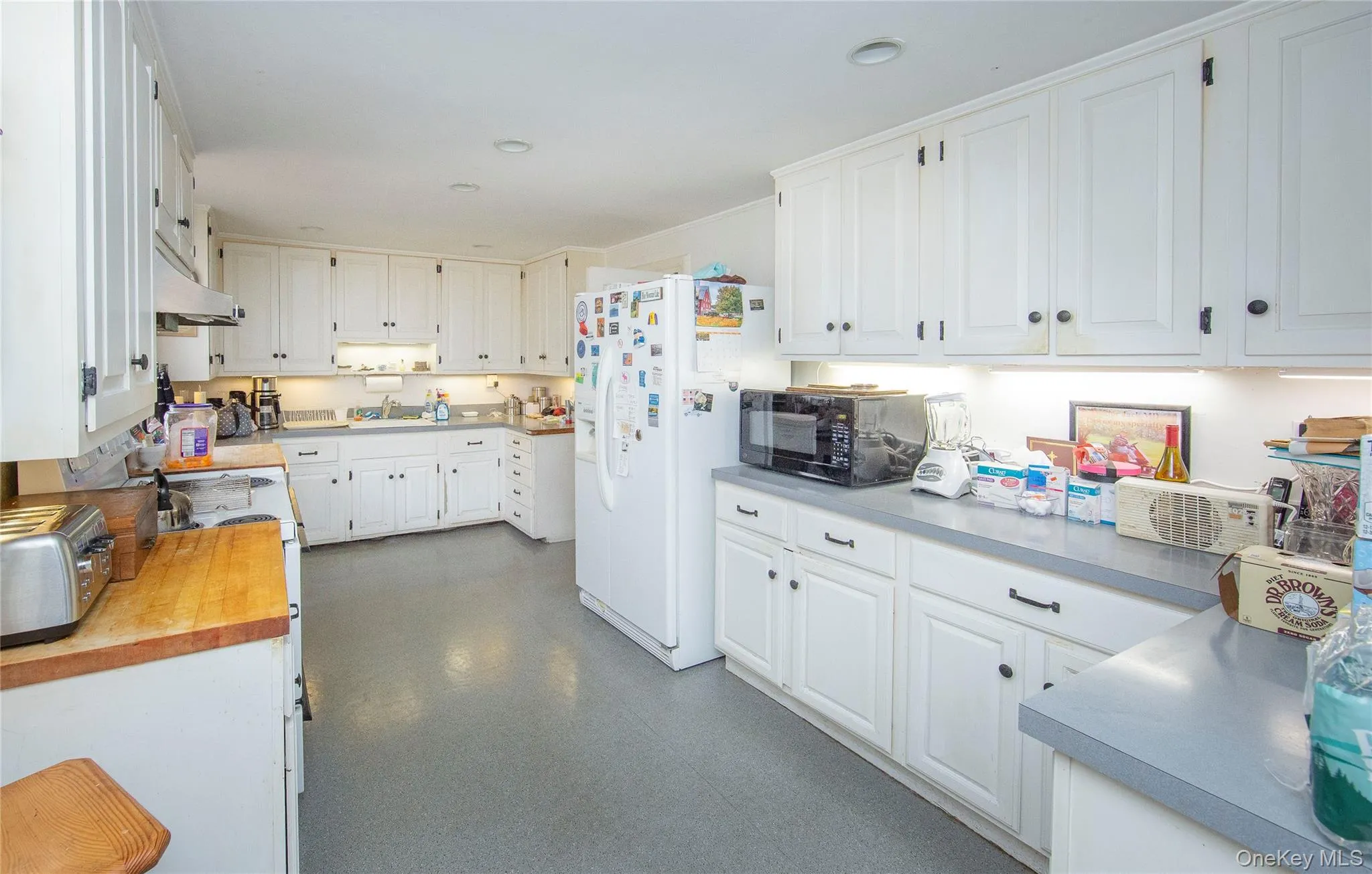 64 Quaker Hill Road, Pawling, NY, 5 Bedrooms Bedrooms, 13 Rooms Rooms,4 BathroomsBathrooms,Residential,For Rent,Quaker Hill,0,1010537 64 Quaker Hill Road, Pawling, NY, 5 Bedrooms Bedrooms, 13 Rooms Rooms,4 BathroomsBathrooms,Residential,For Rent,Quaker Hill,0,1010537