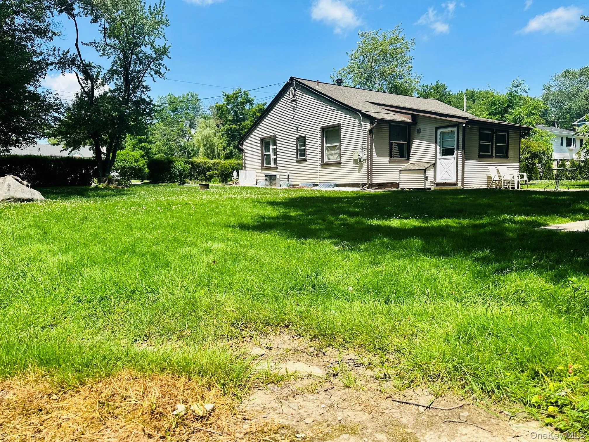 15 Maple Drive, Southeast, NY, 2 Bedrooms Bedrooms, 7 Rooms Rooms,1 BathroomBathrooms,Residential,For Rent,Maple,0,1010538 15 Maple Drive, Southeast, NY, 2 Bedrooms Bedrooms, 7 Rooms Rooms,1 BathroomBathrooms,Residential,For Rent,Maple,0,1010538