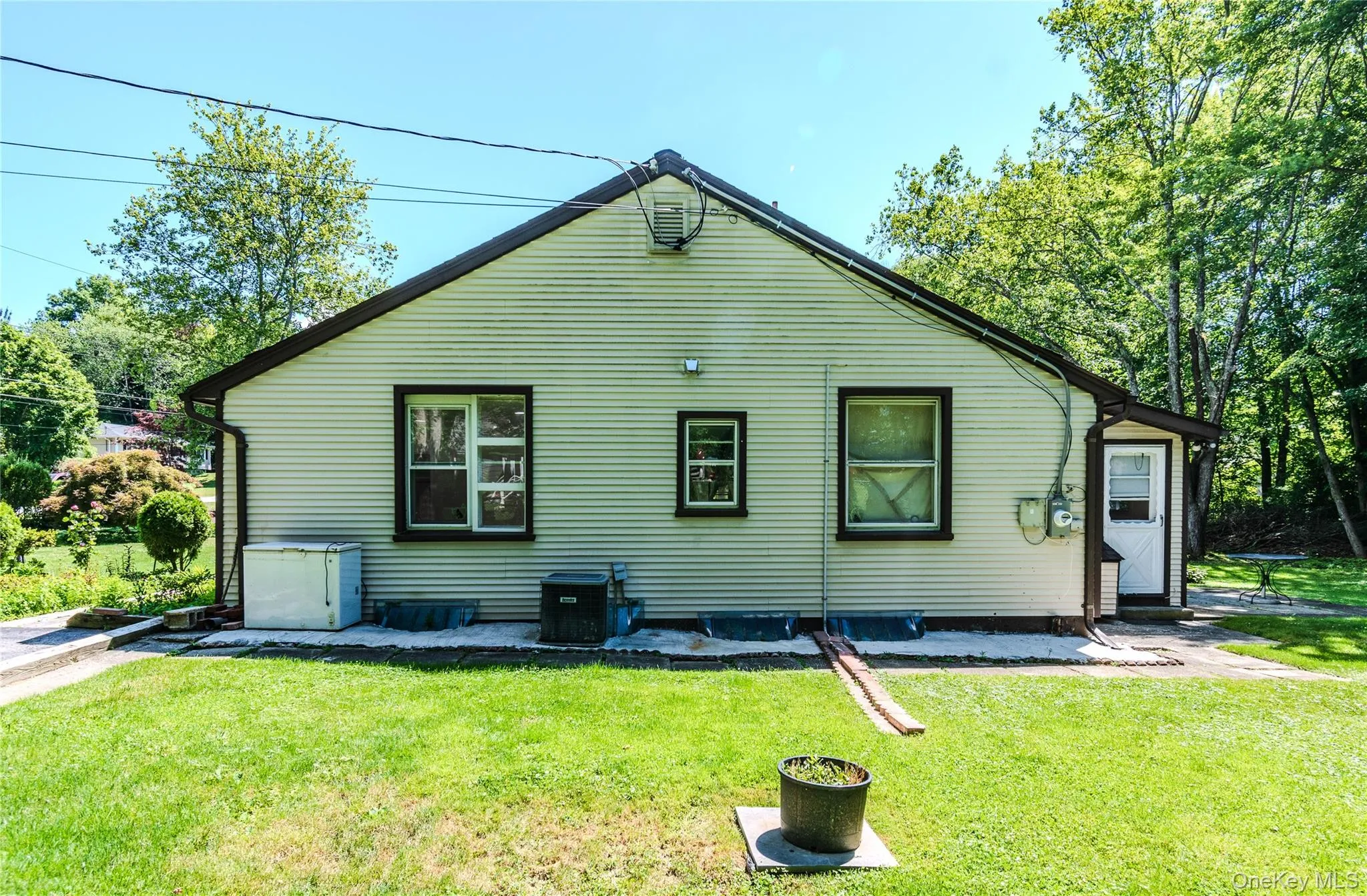 15 Maple Drive, Southeast, NY, 2 Bedrooms Bedrooms, 7 Rooms Rooms,1 BathroomBathrooms,Residential,For Rent,Maple,0,KEY1010538 15 Maple Drive, Southeast, NY, 2 Bedrooms Bedrooms, 7 Rooms Rooms,1 BathroomBathrooms,Residential,For Rent,Maple,0,KEY1010538