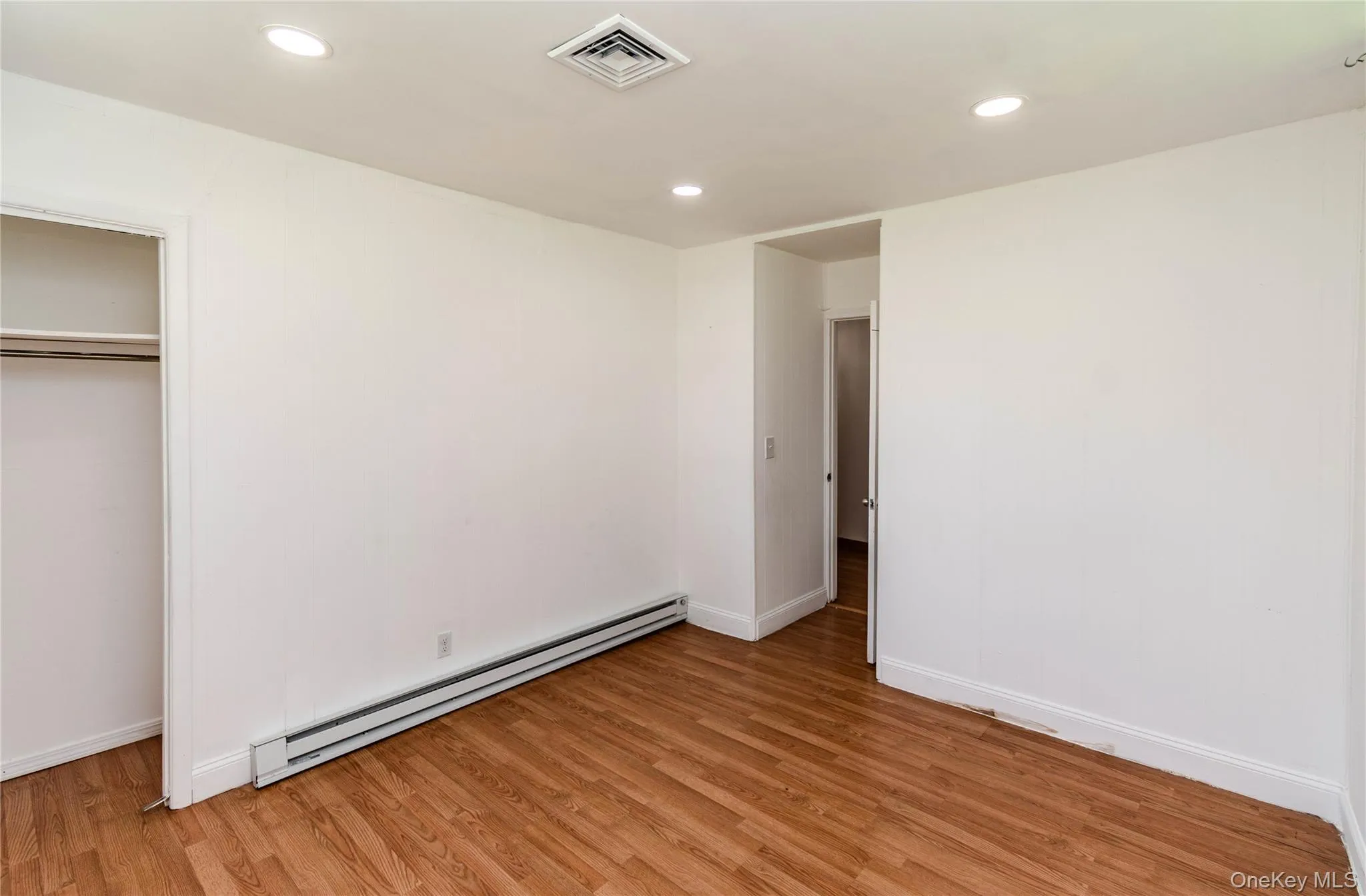 15 Maple Drive, Southeast, NY, 2 Bedrooms Bedrooms, 7 Rooms Rooms,1 BathroomBathrooms,Residential,For Rent,Maple,0,KEY1010538 15 Maple Drive, Southeast, NY, 2 Bedrooms Bedrooms, 7 Rooms Rooms,1 BathroomBathrooms,Residential,For Rent,Maple,0,KEY1010538