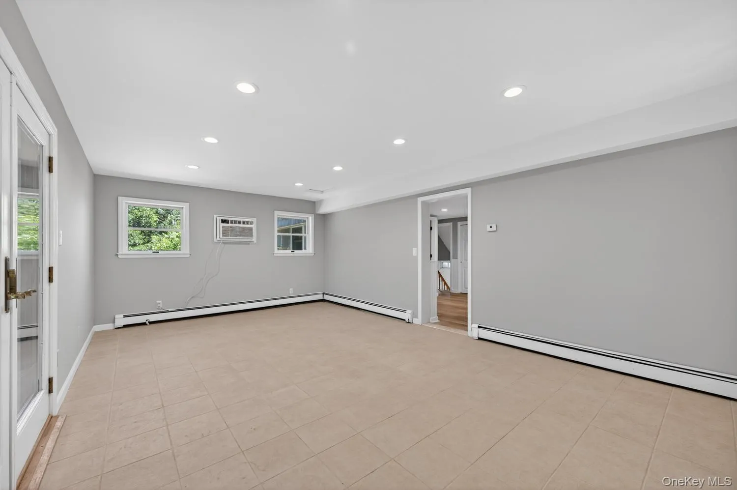 RELAX or Entertain in the Huge, Inviting Family Room Addition On The Ground Level! RELAX or Entertain in the Huge, Inviting Family Room Addition On The Ground Level!
