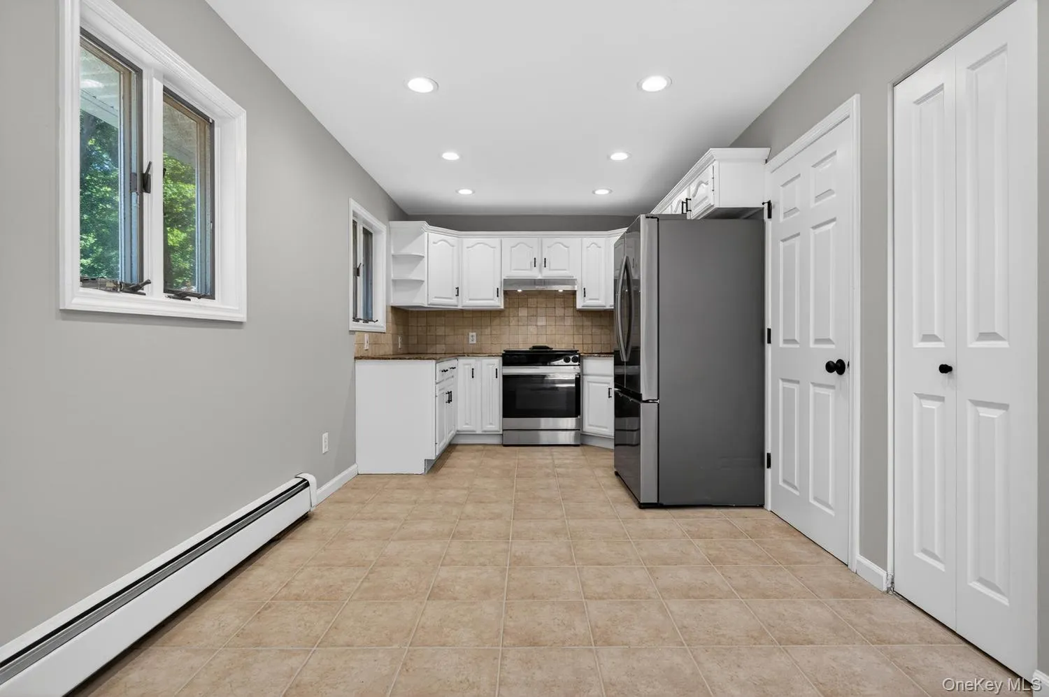 Dining Area With Pantry Adjoins Kitchen Dining Area With Pantry Adjoins Kitchen