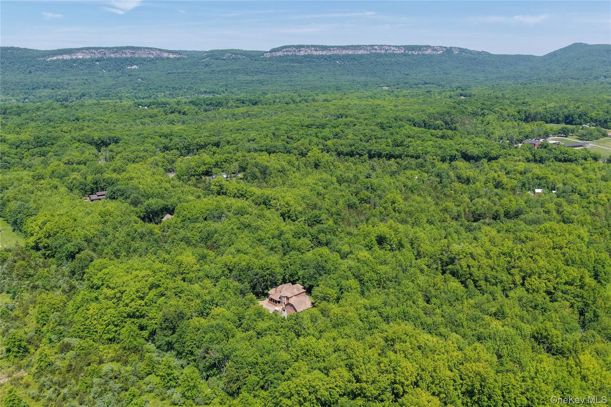 6 Foxwood Road, New Paltz, NY, 4 Bedrooms Bedrooms, 14 Rooms Rooms,5 BathroomsBathrooms,Residential,For Rent,Foxwood,0,1010542 6 Foxwood Road, New Paltz, NY, 4 Bedrooms Bedrooms, 14 Rooms Rooms,5 BathroomsBathrooms,Residential,For Rent,Foxwood,0,1010542