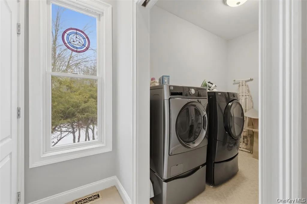 6 Foxwood Road, New Paltz, NY, 4 Bedrooms Bedrooms, 14 Rooms Rooms,5 BathroomsBathrooms,Residential,For Rent,Foxwood,0,1010542 6 Foxwood Road, New Paltz, NY, 4 Bedrooms Bedrooms, 14 Rooms Rooms,5 BathroomsBathrooms,Residential,For Rent,Foxwood,0,1010542
