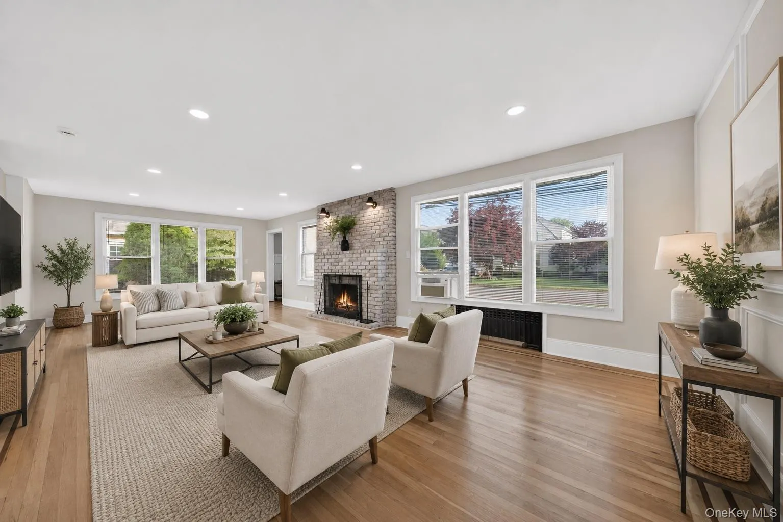 101 Argyle Road, Hempstead, NY, 3 Bedrooms Bedrooms, 6 Rooms Rooms,2 BathroomsBathrooms,Residential,For Rent,Argyle,0,1010545 101 Argyle Road, Hempstead, NY, 3 Bedrooms Bedrooms, 6 Rooms Rooms,2 BathroomsBathrooms,Residential,For Rent,Argyle,0,1010545