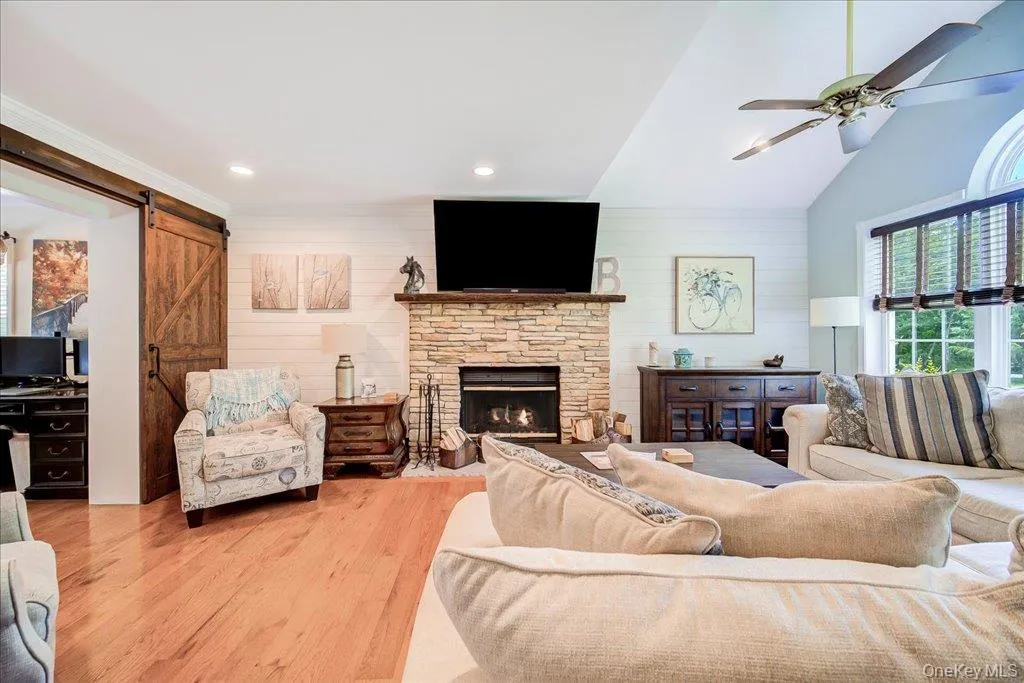 124 Rutsonville Road, Shawangunk, NY, 4 Bedrooms Bedrooms, 9 Rooms Rooms,2 BathroomsBathrooms,Residential,For Rent,Rutsonville,0,1010546 124 Rutsonville Road, Shawangunk, NY, 4 Bedrooms Bedrooms, 9 Rooms Rooms,2 BathroomsBathrooms,Residential,For Rent,Rutsonville,0,1010546