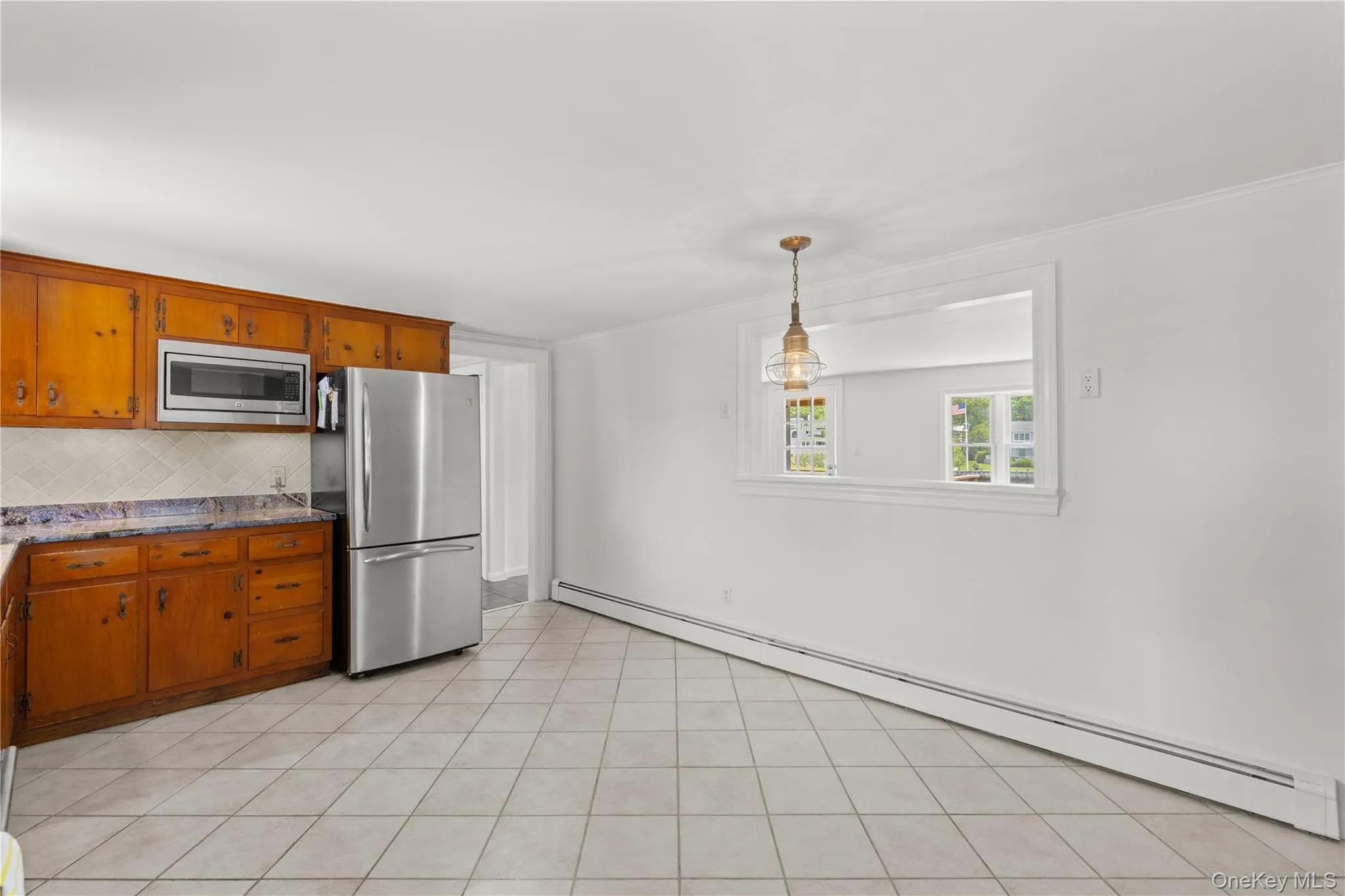 12 Whites Lane, Riverhead, NY, 3 Bedrooms Bedrooms, 5 Rooms Rooms,1 BathroomBathrooms,Residential,For Rent,Whites,0,1010553 12 Whites Lane, Riverhead, NY, 3 Bedrooms Bedrooms, 5 Rooms Rooms,1 BathroomBathrooms,Residential,For Rent,Whites,0,1010553