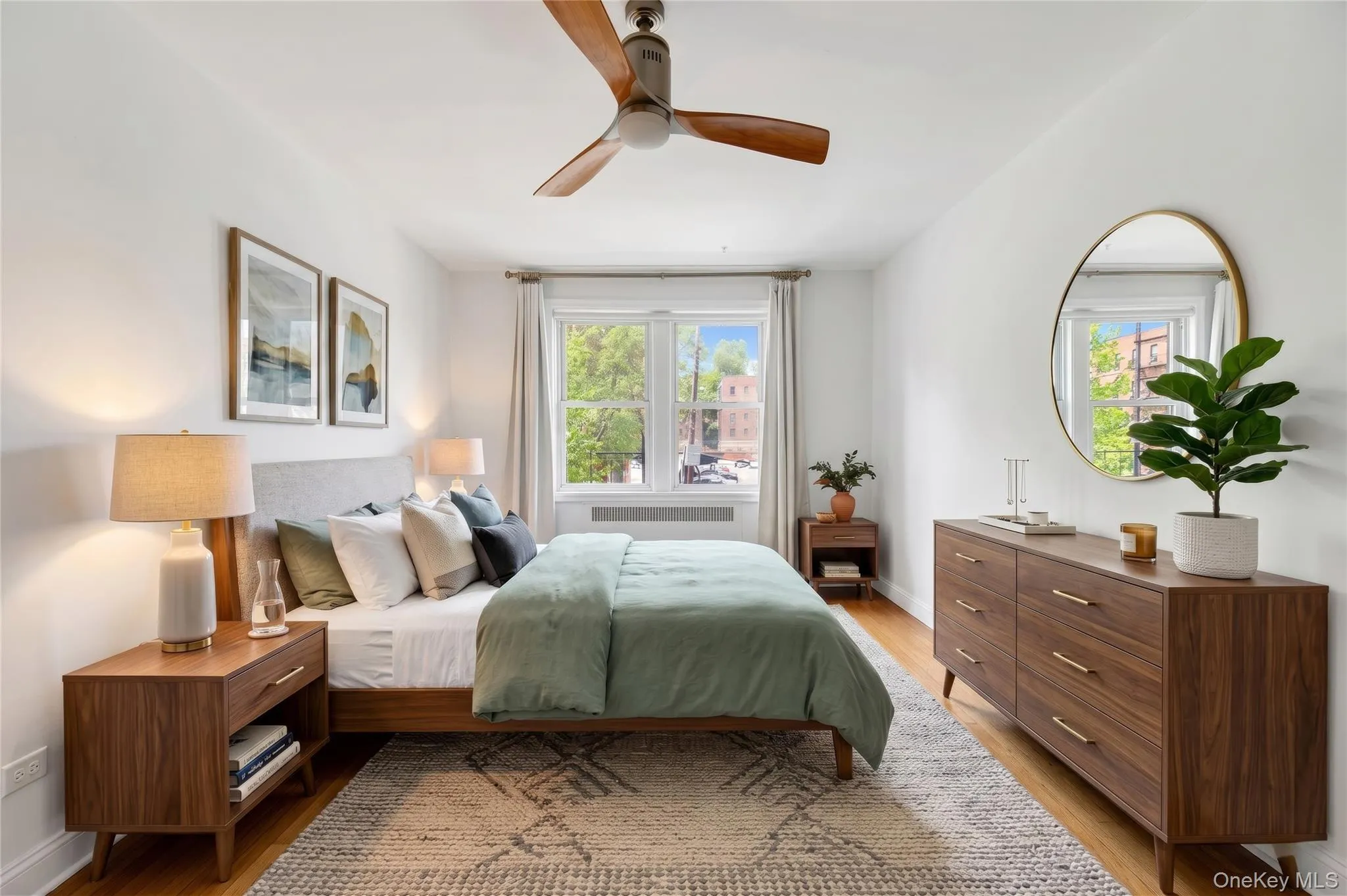 Second bedroom, large enough for a king size bed. Digitally staged. Second bedroom, large enough for a king size bed. Digitally staged.