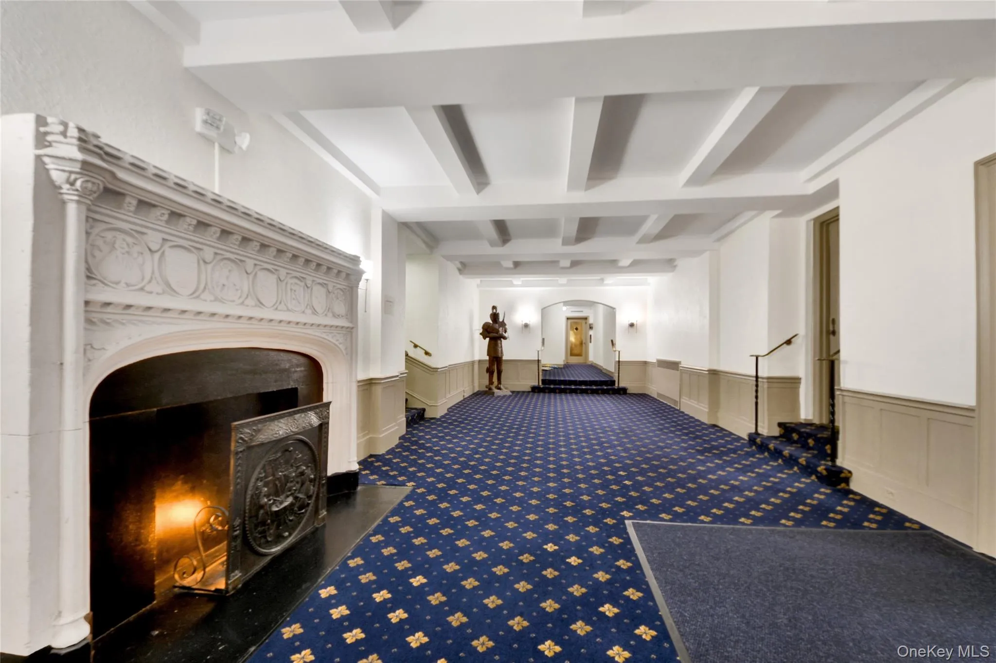 Main lobby. Meticulously maintained building inside and out. Main lobby. Meticulously maintained building inside and out.