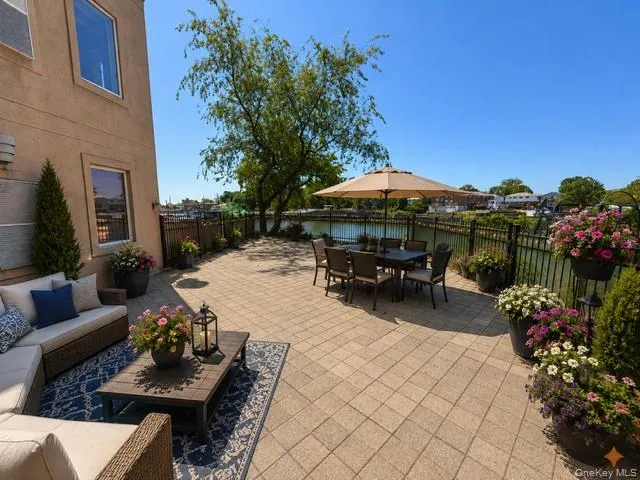 VS patio view VS patio view