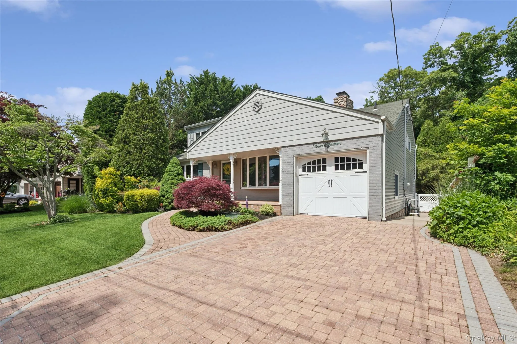 318 Lakeshore Boulevard, Oyster Bay, NY, 5 Bedrooms Bedrooms, 9 Rooms Rooms,2 BathroomsBathrooms,Residential,For Rent,Lakeshore,0,1010584 318 Lakeshore Boulevard, Oyster Bay, NY, 5 Bedrooms Bedrooms, 9 Rooms Rooms,2 BathroomsBathrooms,Residential,For Rent,Lakeshore,0,1010584