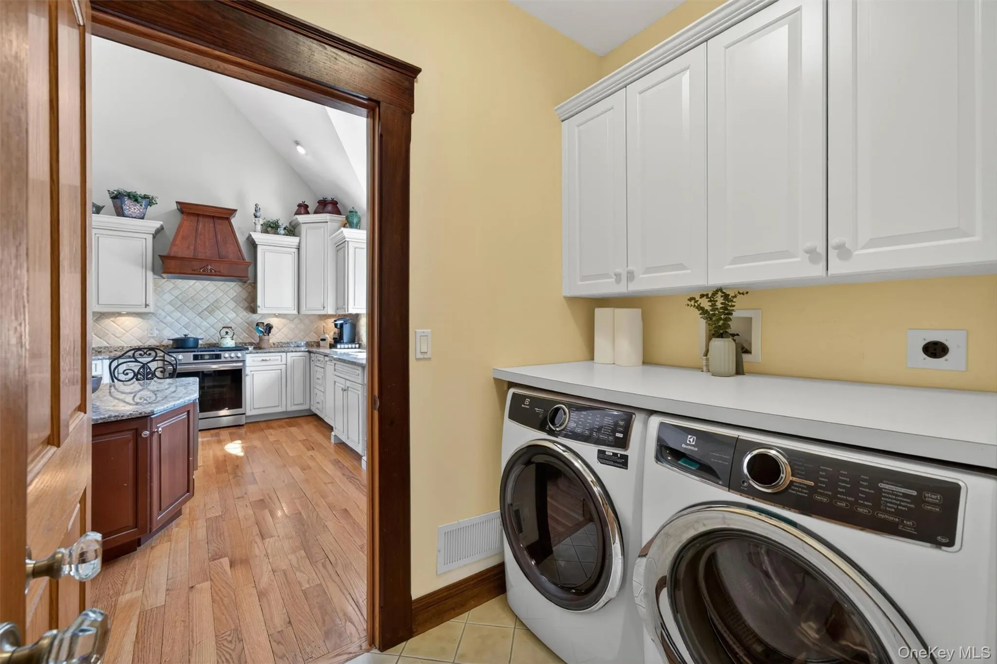 22 Goshen Road, Blooming Grove, NY, 4 Bedrooms Bedrooms, 11 Rooms Rooms,3 BathroomsBathrooms,Residential,For Rent,Goshen,0,1010585 22 Goshen Road, Blooming Grove, NY, 4 Bedrooms Bedrooms, 11 Rooms Rooms,3 BathroomsBathrooms,Residential,For Rent,Goshen,0,1010585