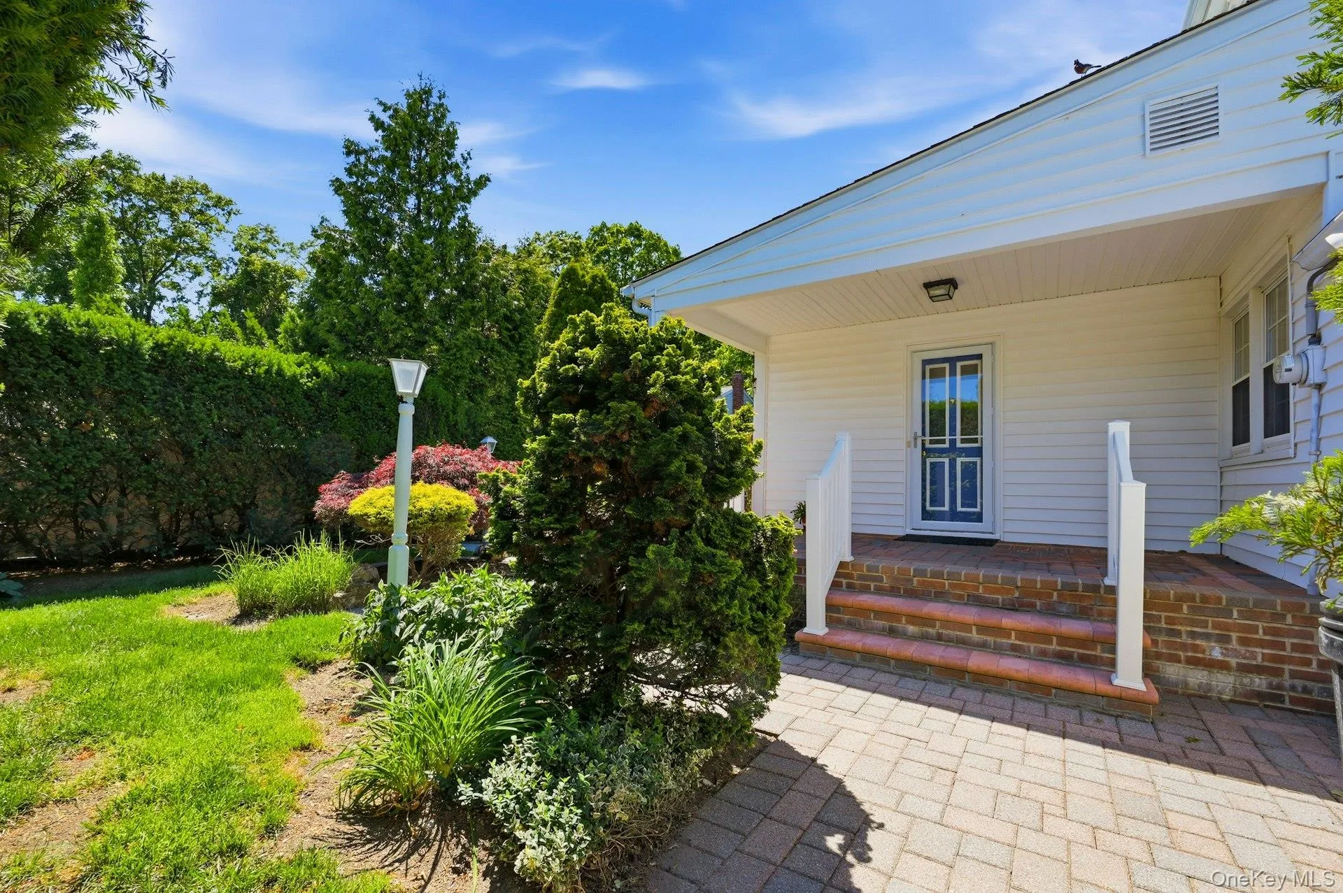 1 Dogwood Street, Babylon, NY, 5 Bedrooms Bedrooms, 10 Rooms Rooms,2 BathroomsBathrooms,Residential,For Rent,Dogwood,0,1010587 1 Dogwood Street, Babylon, NY, 5 Bedrooms Bedrooms, 10 Rooms Rooms,2 BathroomsBathrooms,Residential,For Rent,Dogwood,0,1010587
