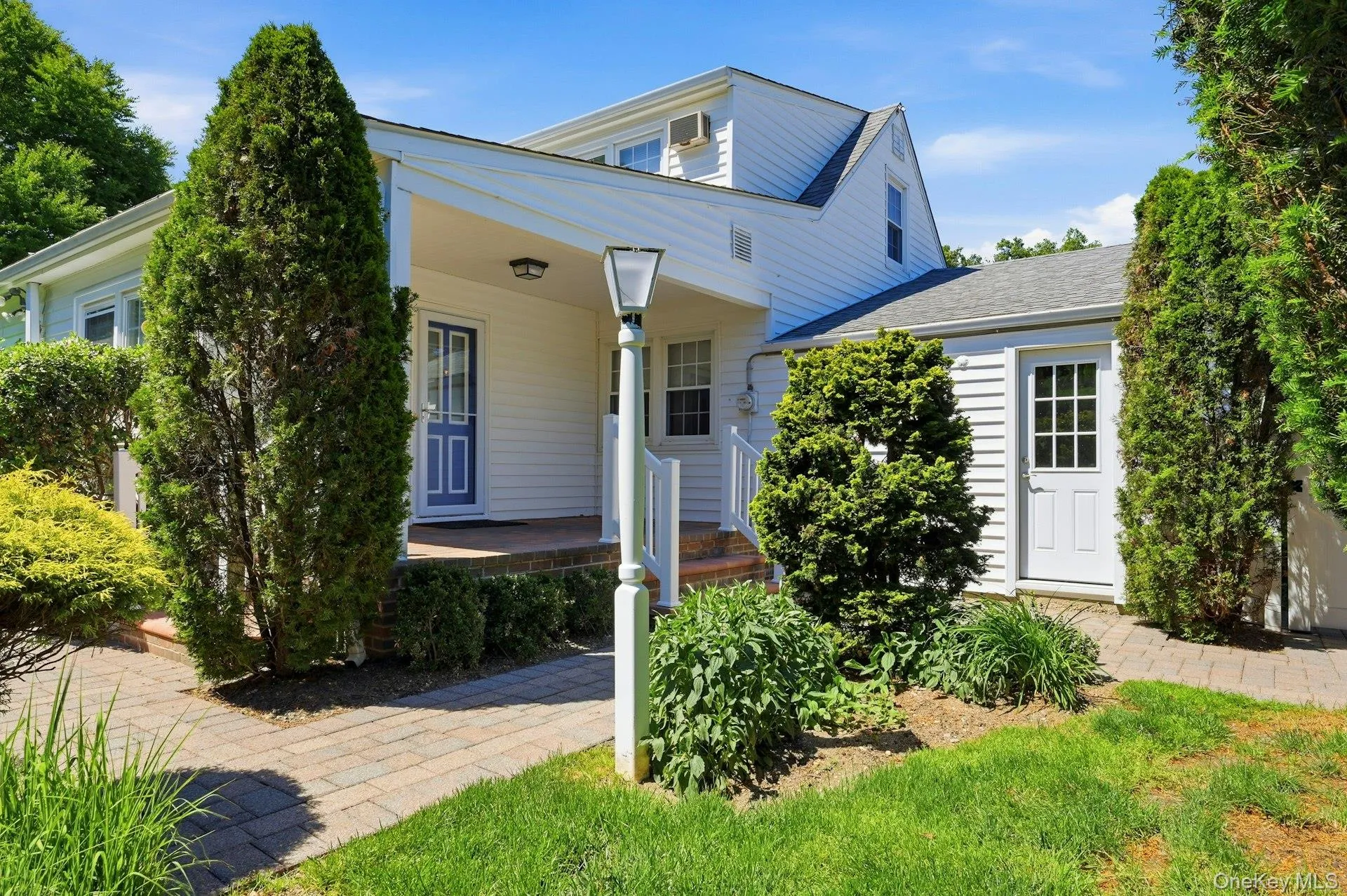 1 Dogwood Street, Babylon, NY, 5 Bedrooms Bedrooms, 10 Rooms Rooms,2 BathroomsBathrooms,Residential,For Rent,Dogwood,0,1010587 1 Dogwood Street, Babylon, NY, 5 Bedrooms Bedrooms, 10 Rooms Rooms,2 BathroomsBathrooms,Residential,For Rent,Dogwood,0,1010587