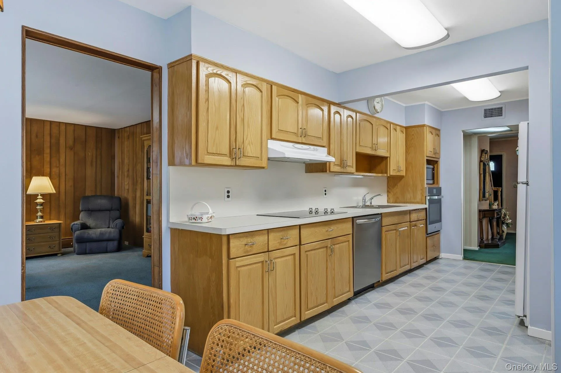 1 Dogwood Street, Babylon, NY, 5 Bedrooms Bedrooms, 10 Rooms Rooms,2 BathroomsBathrooms,Residential,For Rent,Dogwood,0,1010587 1 Dogwood Street, Babylon, NY, 5 Bedrooms Bedrooms, 10 Rooms Rooms,2 BathroomsBathrooms,Residential,For Rent,Dogwood,0,1010587