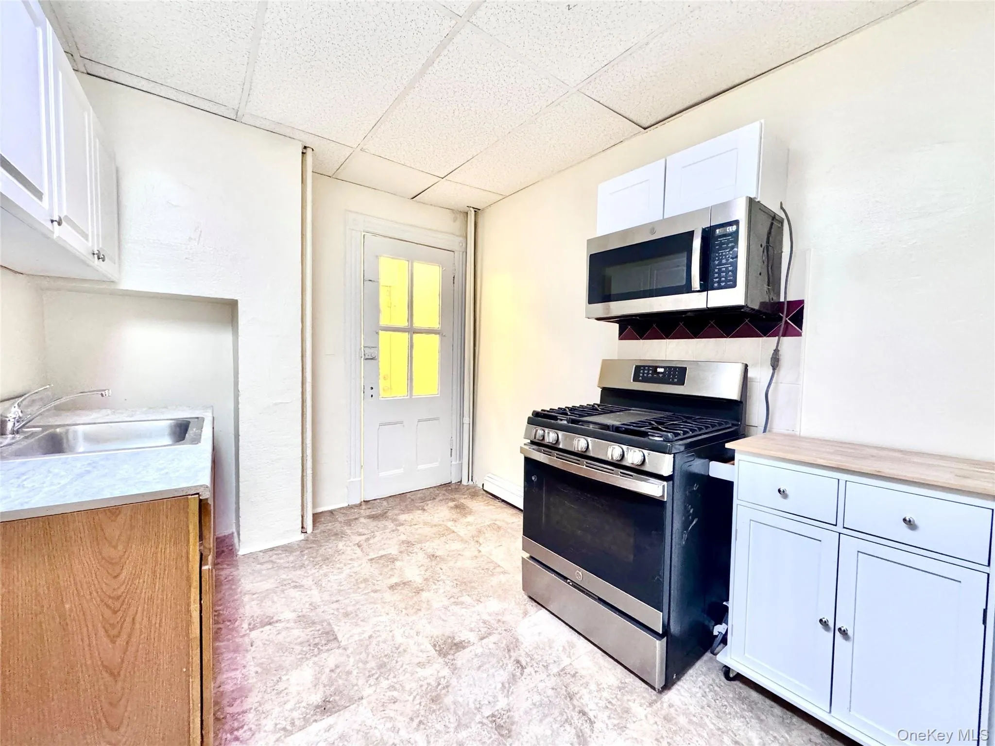 119 11th Avenue, Mount Vernon, NY, 2 Bedrooms Bedrooms, 4 Rooms Rooms,1 BathroomBathrooms,Residential Lease,For Rent,11th,0,1010589 119 11th Avenue, Mount Vernon, NY, 2 Bedrooms Bedrooms, 4 Rooms Rooms,1 BathroomBathrooms,Residential Lease,For Rent,11th,0,1010589