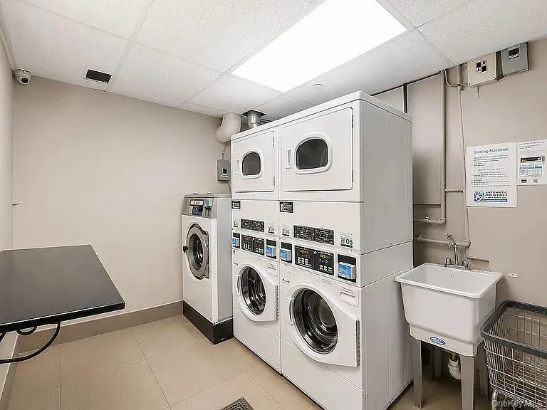 488 Ocean Parkway, New York, NY, 1 Bedroom Bedrooms, 4 Rooms Rooms,1 BathroomBathrooms,Residential,For Rent,Ocean,0,1010594 488 Ocean Parkway, New York, NY, 1 Bedroom Bedrooms, 4 Rooms Rooms,1 BathroomBathrooms,Residential,For Rent,Ocean,0,1010594