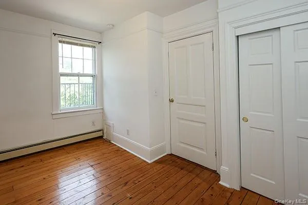 332 Franklin Avenue, Oyster Bay, NY, 3 Bedroom Bedrooms, 5 Room Rooms,1 BathroomBathrooms,Residential Lease,For Rent,Franklin,0,1010595 332 Franklin Avenue, Oyster Bay, NY, 3 Bedroom Bedrooms, 5 Room Rooms,1 BathroomBathrooms,Residential Lease,For Rent,Franklin,0,1010595