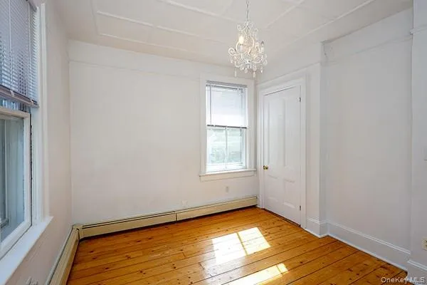 332 Franklin Avenue, Oyster Bay, NY, 3 Bedroom Bedrooms, 5 Room Rooms,1 BathroomBathrooms,Residential Lease,For Rent,Franklin,0,1010595 332 Franklin Avenue, Oyster Bay, NY, 3 Bedroom Bedrooms, 5 Room Rooms,1 BathroomBathrooms,Residential Lease,For Rent,Franklin,0,1010595