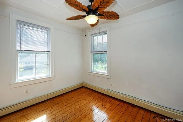 332 Franklin Avenue, Oyster Bay, NY, 3 Bedroom Bedrooms, 5 Room Rooms,1 BathroomBathrooms,Residential Lease,For Rent,Franklin,0,1010595 332 Franklin Avenue, Oyster Bay, NY, 3 Bedroom Bedrooms, 5 Room Rooms,1 BathroomBathrooms,Residential Lease,For Rent,Franklin,0,1010595