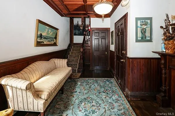332 Franklin Avenue, Oyster Bay, NY, 3 Bedroom Bedrooms, 5 Room Rooms,1 BathroomBathrooms,Residential Lease,For Rent,Franklin,0,1010595 332 Franklin Avenue, Oyster Bay, NY, 3 Bedroom Bedrooms, 5 Room Rooms,1 BathroomBathrooms,Residential Lease,For Rent,Franklin,0,1010595