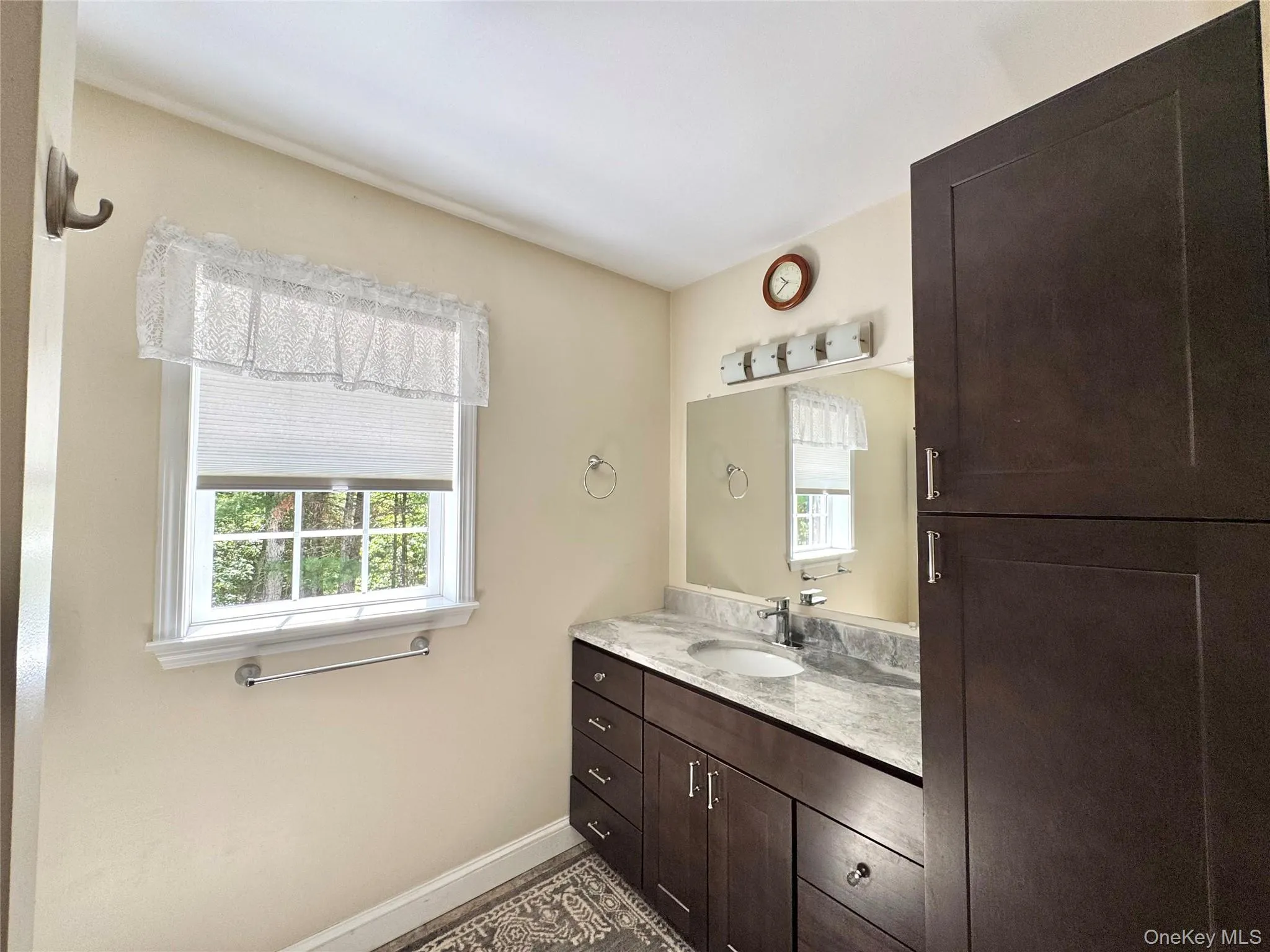 844 Pennsylvania Avenue, Catskill, NY, 3 Bedrooms Bedrooms, 11 Rooms Rooms,2 BathroomsBathrooms,Residential,For Rent,Pennsylvania,0,1010596 844 Pennsylvania Avenue, Catskill, NY, 3 Bedrooms Bedrooms, 11 Rooms Rooms,2 BathroomsBathrooms,Residential,For Rent,Pennsylvania,0,1010596
