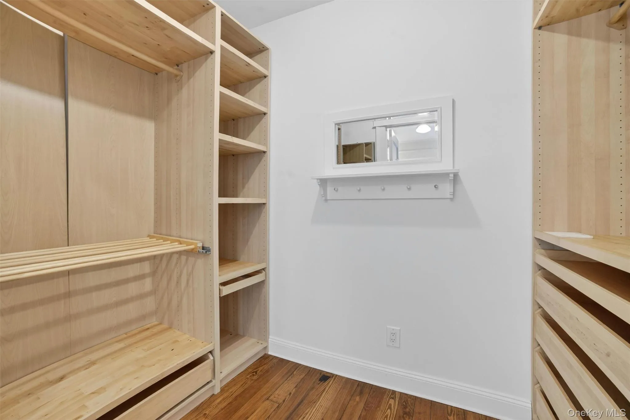 163 St Nicholas Avenue, Yonkers, NY, 3 Bedrooms Bedrooms, 7 Rooms Rooms,1 BathroomBathrooms,Residential Lease,For Rent,St Nicholas,0,1010597 163 St Nicholas Avenue, Yonkers, NY, 3 Bedrooms Bedrooms, 7 Rooms Rooms,1 BathroomBathrooms,Residential Lease,For Rent,St Nicholas,0,1010597
