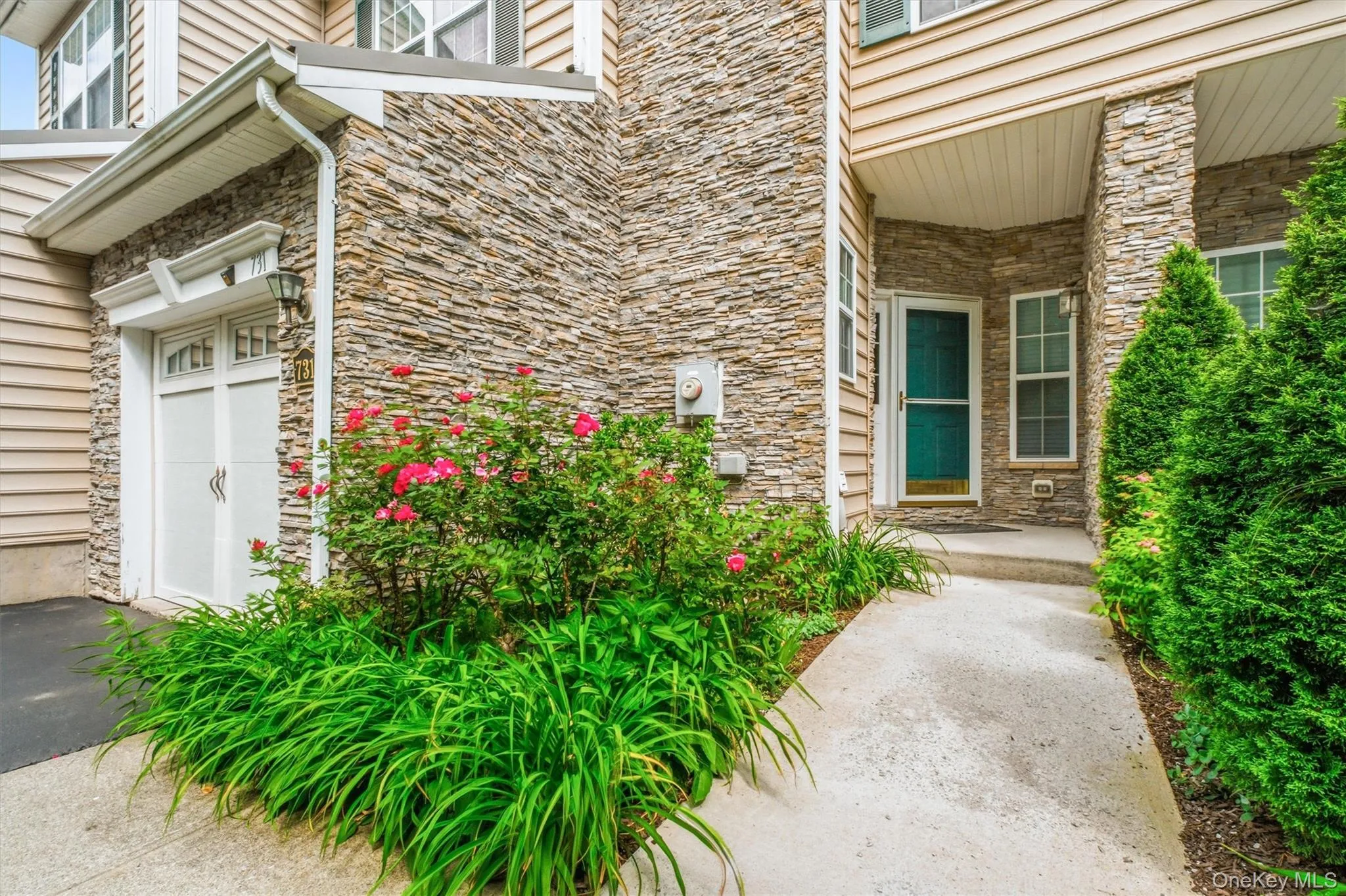 731 Huntington Drive, Fishkill, NY, 2 Bedrooms Bedrooms, 6 Rooms Rooms,2 BathroomsBathrooms,Residential,For Rent,Huntington,0,1010598 731 Huntington Drive, Fishkill, NY, 2 Bedrooms Bedrooms, 6 Rooms Rooms,2 BathroomsBathrooms,Residential,For Rent,Huntington,0,1010598