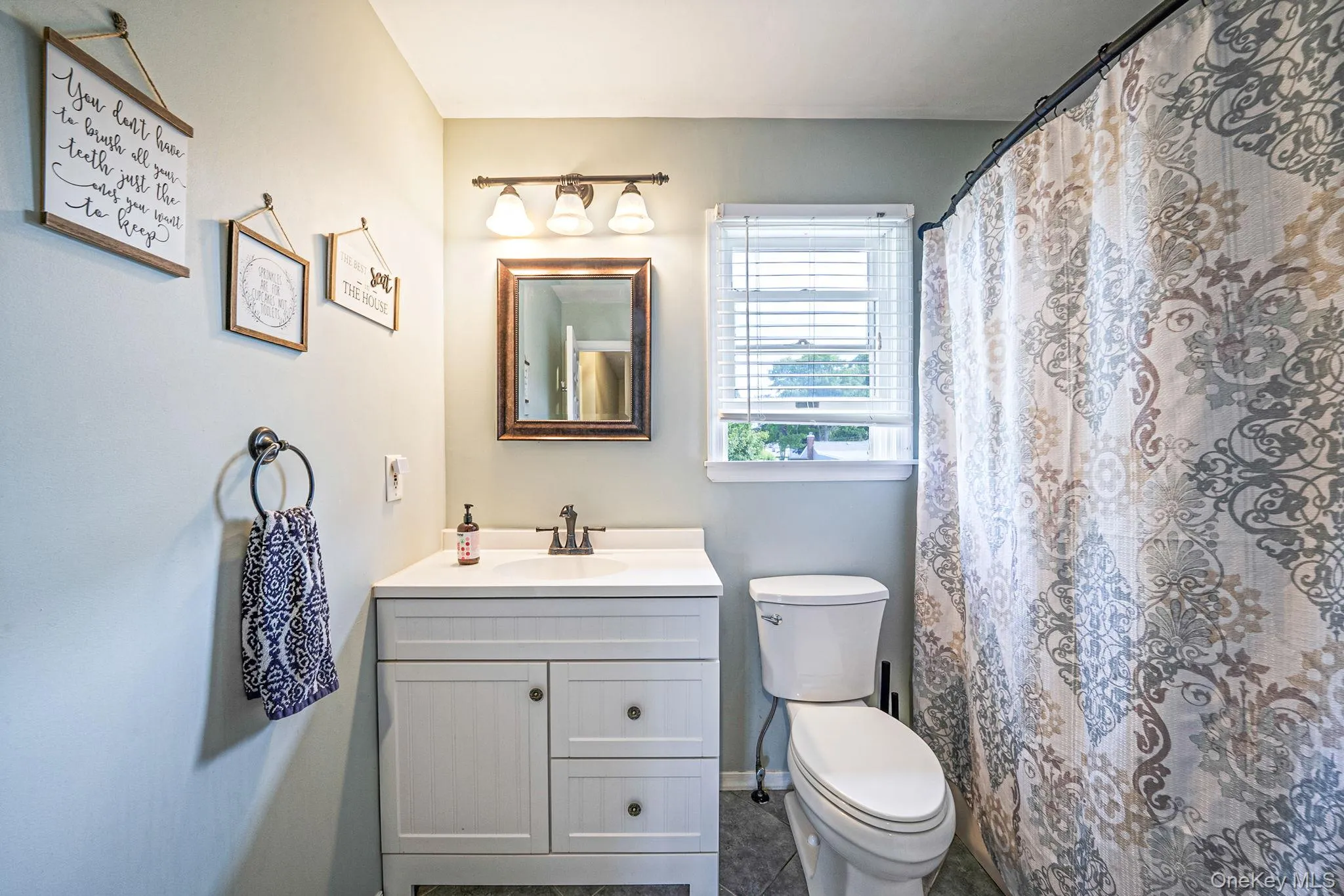 103 Hilary Street, Islip, NY, 4 Bedrooms Bedrooms, 8 Rooms Rooms,2 BathroomsBathrooms,Residential,For Rent,Hilary,0,1010600 103 Hilary Street, Islip, NY, 4 Bedrooms Bedrooms, 8 Rooms Rooms,2 BathroomsBathrooms,Residential,For Rent,Hilary,0,1010600