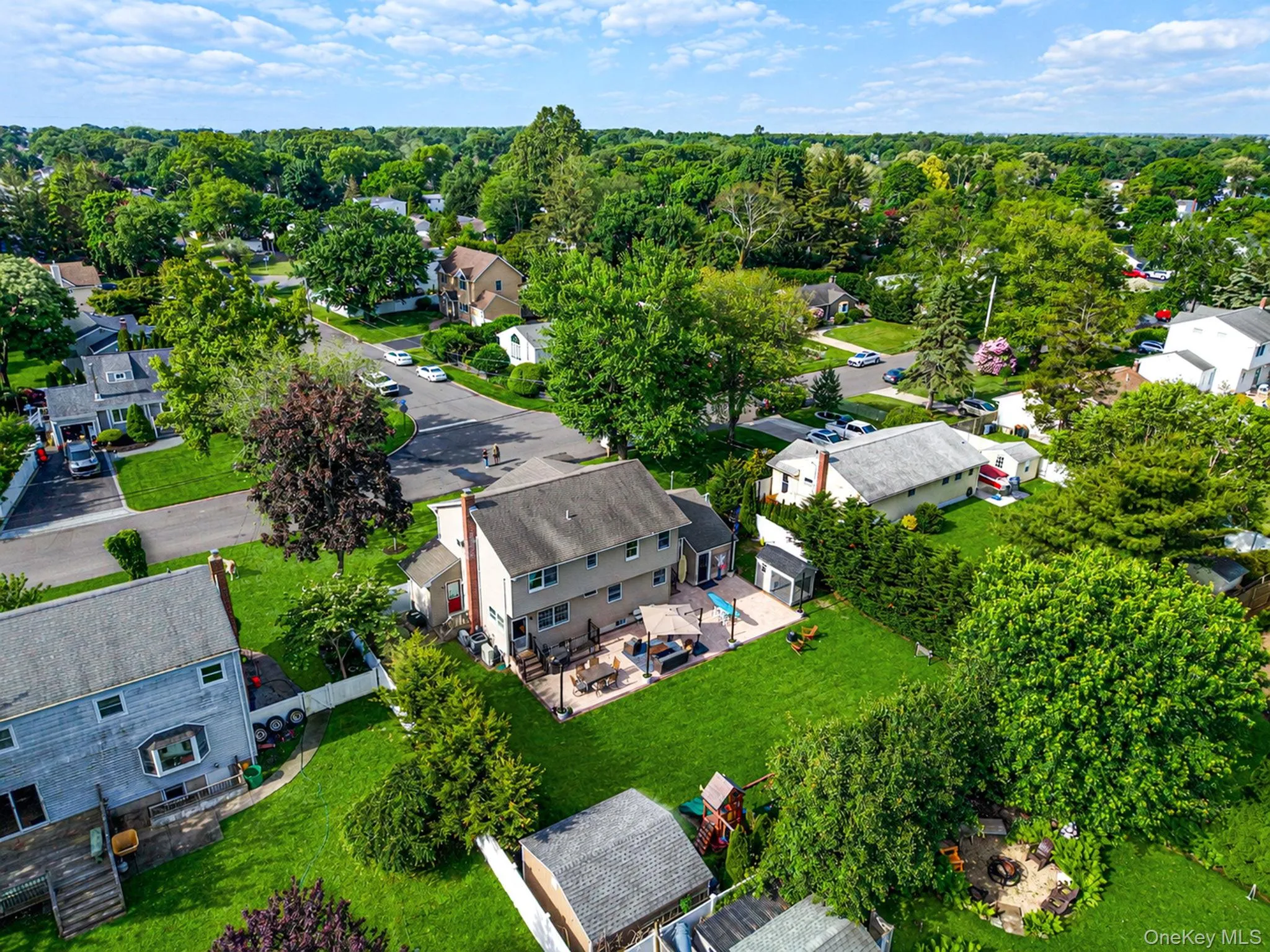103 Hilary Street, Islip, NY, 4 Bedrooms Bedrooms, 8 Rooms Rooms,2 BathroomsBathrooms,Residential,For Rent,Hilary,0,1010600 103 Hilary Street, Islip, NY, 4 Bedrooms Bedrooms, 8 Rooms Rooms,2 BathroomsBathrooms,Residential,For Rent,Hilary,0,1010600