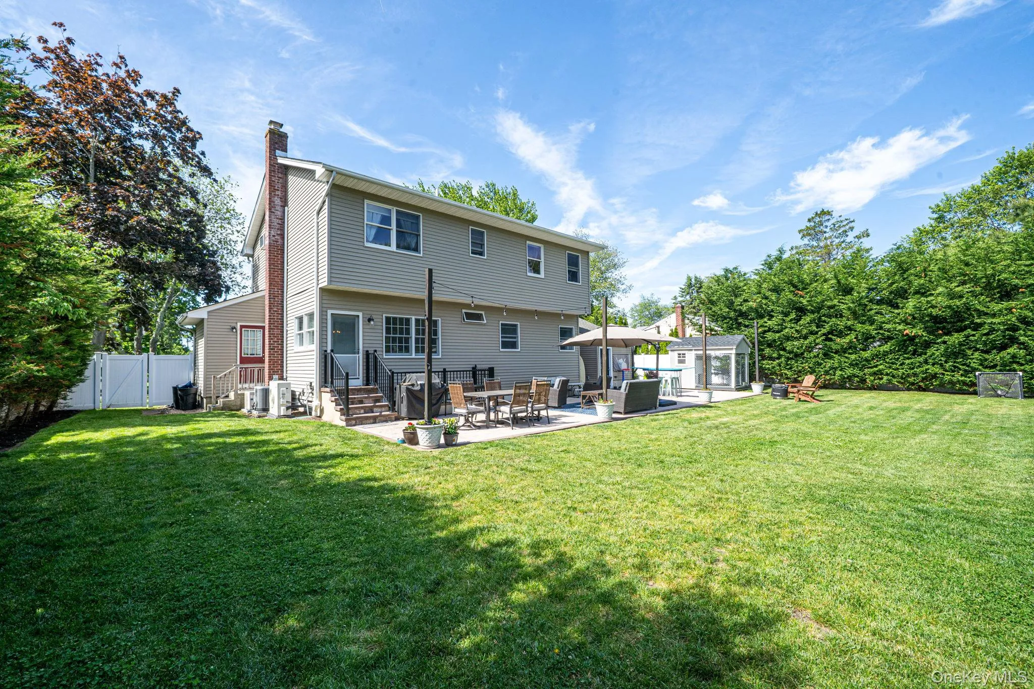 103 Hilary Street, Islip, NY, 4 Bedrooms Bedrooms, 8 Rooms Rooms,2 BathroomsBathrooms,Residential,For Rent,Hilary,0,1010600 103 Hilary Street, Islip, NY, 4 Bedrooms Bedrooms, 8 Rooms Rooms,2 BathroomsBathrooms,Residential,For Rent,Hilary,0,1010600