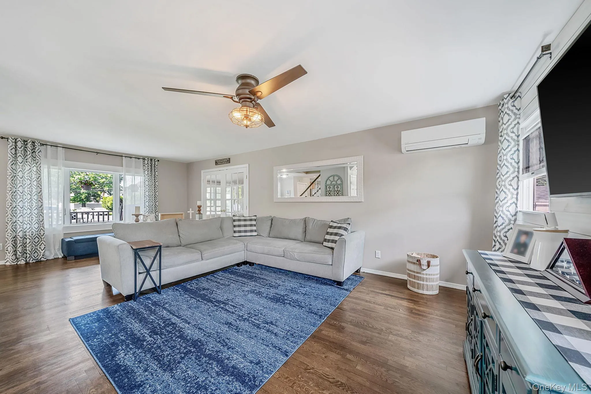 103 Hilary Street, Islip, NY, 4 Bedrooms Bedrooms, 8 Rooms Rooms,2 BathroomsBathrooms,Residential,For Rent,Hilary,0,1010600 103 Hilary Street, Islip, NY, 4 Bedrooms Bedrooms, 8 Rooms Rooms,2 BathroomsBathrooms,Residential,For Rent,Hilary,0,1010600