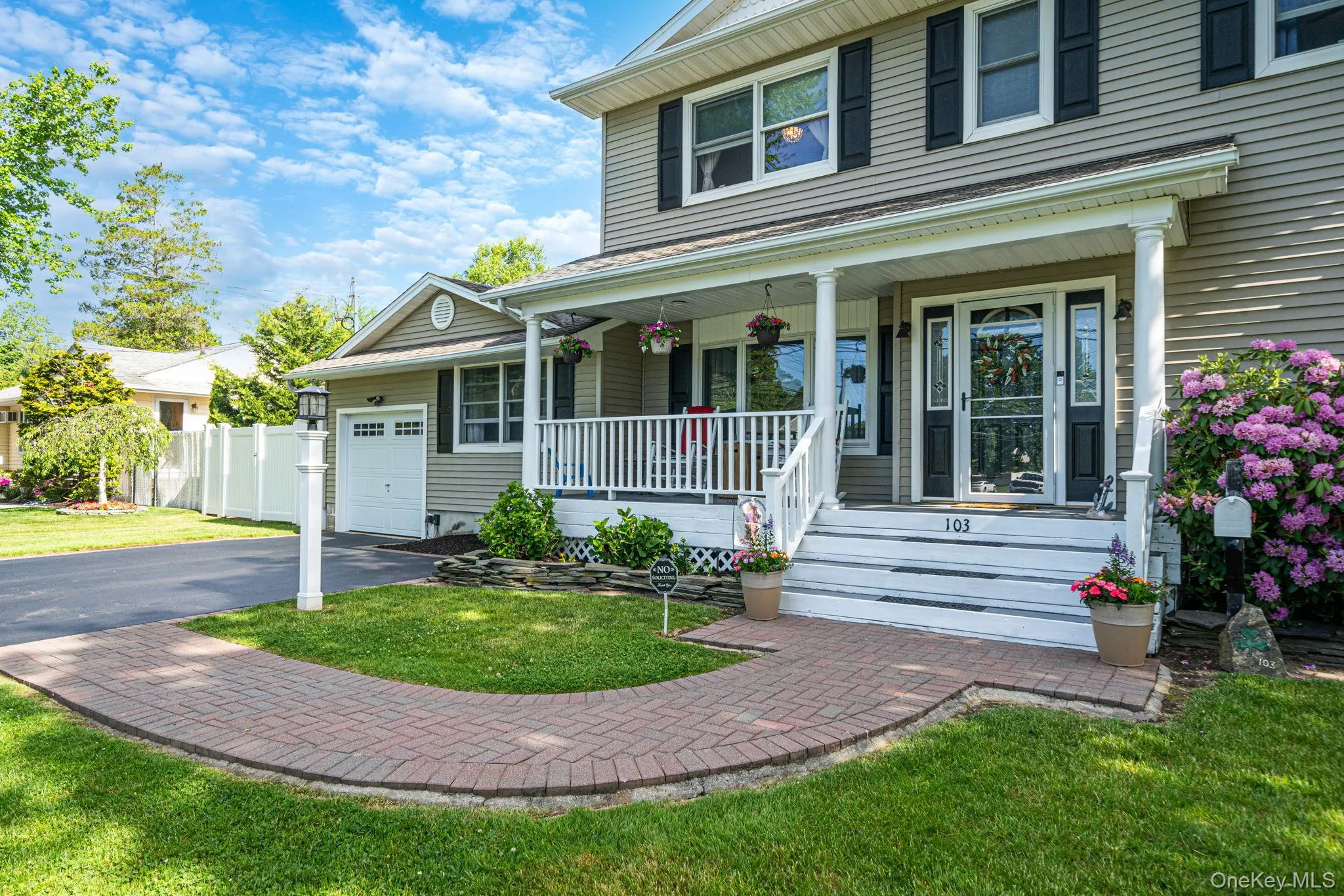 103 Hilary Street, Islip, NY, 4 Bedrooms Bedrooms, 8 Rooms Rooms,2 BathroomsBathrooms,Residential,For Rent,Hilary,0,1010600 103 Hilary Street, Islip, NY, 4 Bedrooms Bedrooms, 8 Rooms Rooms,2 BathroomsBathrooms,Residential,For Rent,Hilary,0,1010600