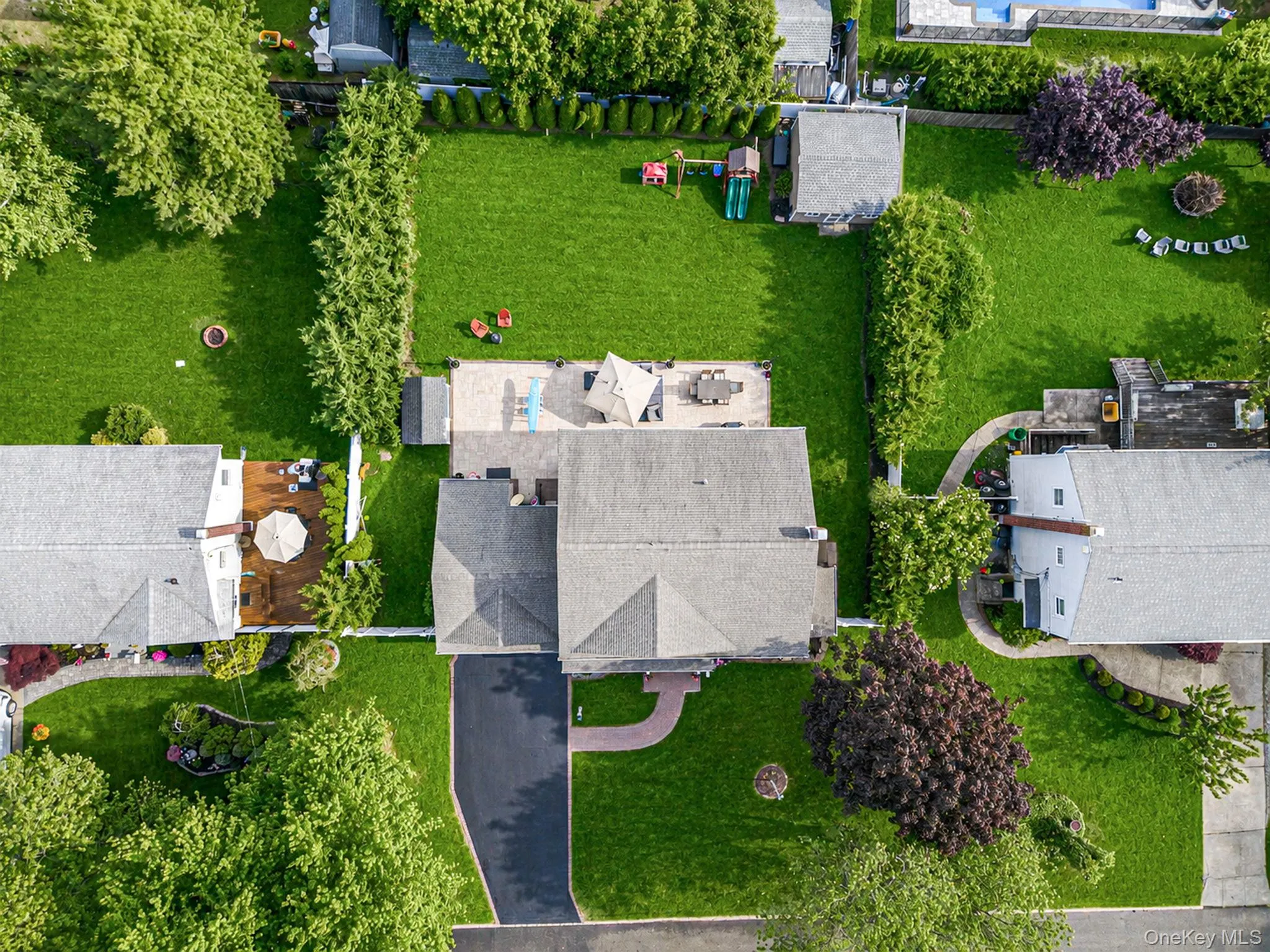 103 Hilary Street, Islip, NY, 4 Bedrooms Bedrooms, 8 Rooms Rooms,2 BathroomsBathrooms,Residential,For Rent,Hilary,0,1010600 103 Hilary Street, Islip, NY, 4 Bedrooms Bedrooms, 8 Rooms Rooms,2 BathroomsBathrooms,Residential,For Rent,Hilary,0,1010600