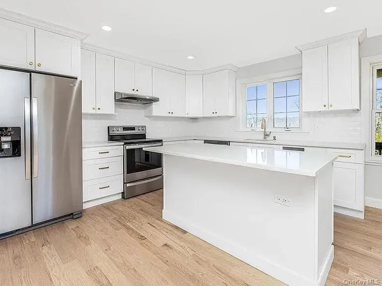 47 Lincoln Terrace, Yonkers, NY, 3 Bedrooms Bedrooms, 6 Rooms Rooms,2 BathroomsBathrooms,Residential Lease,For Rent,Lincoln,0,1010601 47 Lincoln Terrace, Yonkers, NY, 3 Bedrooms Bedrooms, 6 Rooms Rooms,2 BathroomsBathrooms,Residential Lease,For Rent,Lincoln,0,1010601