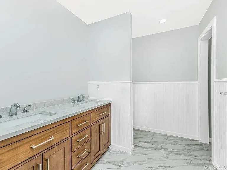 47 Lincoln Terrace, Yonkers, NY, 3 Bedrooms Bedrooms, 6 Rooms Rooms,2 BathroomsBathrooms,Residential Lease,For Rent,Lincoln,0,1010601 47 Lincoln Terrace, Yonkers, NY, 3 Bedrooms Bedrooms, 6 Rooms Rooms,2 BathroomsBathrooms,Residential Lease,For Rent,Lincoln,0,1010601
