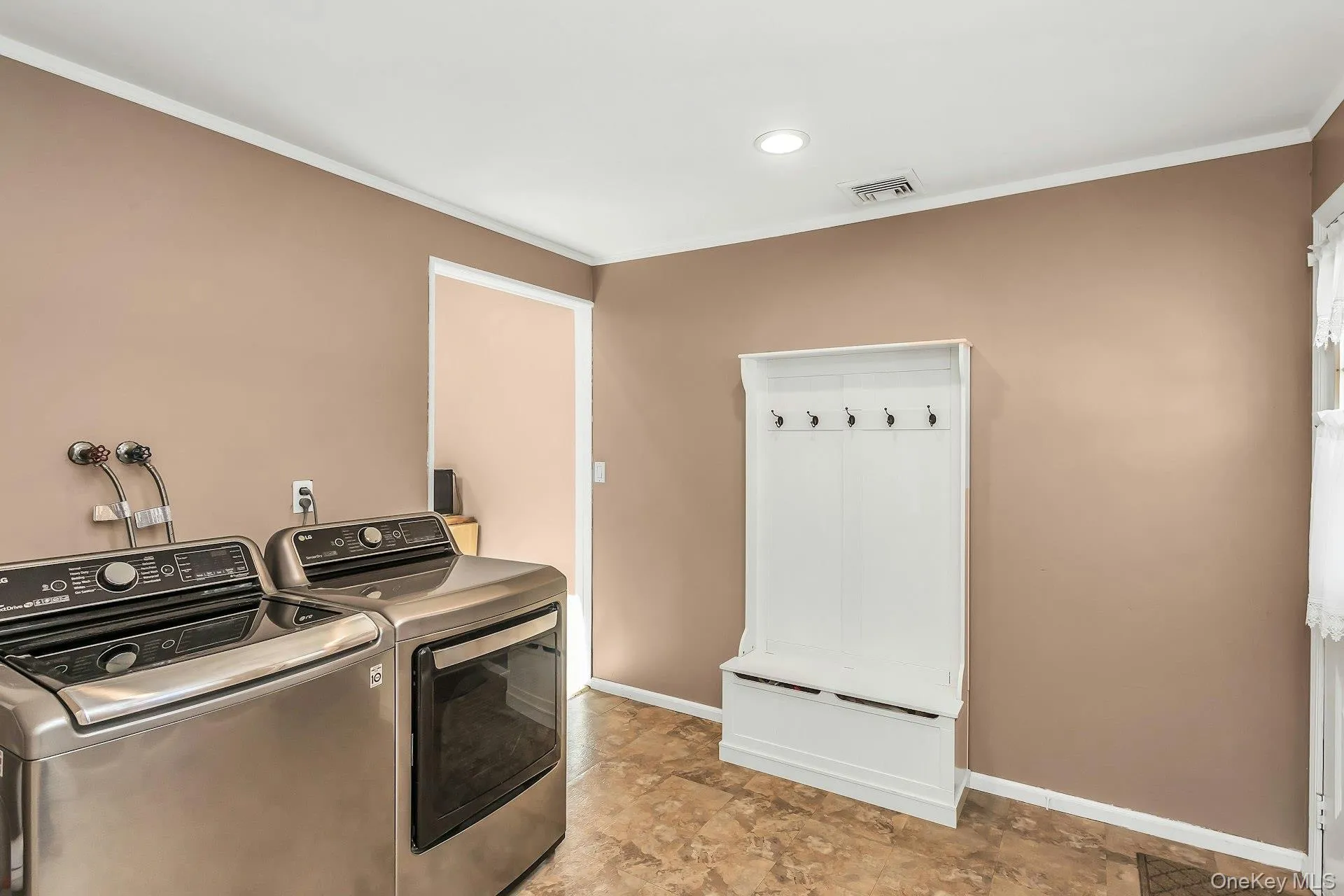 State of the Art Laundry Machines State of the Art Laundry Machines