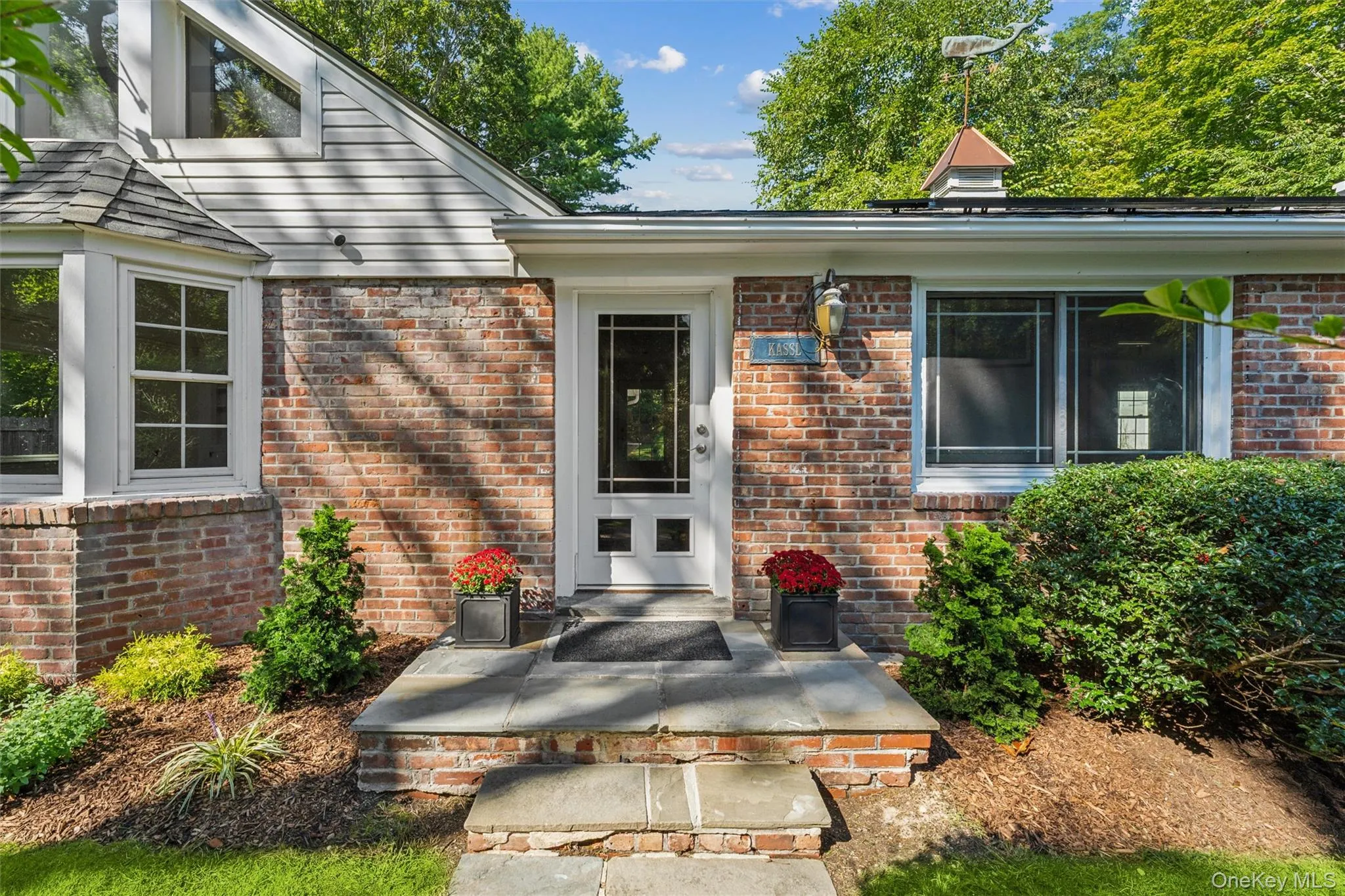 29 Squiretown Road, Southampton, NY, 2 Bedrooms Bedrooms, 8 Rooms Rooms,2 BathroomsBathrooms,Residential,For Rent,Squiretown,0,1010611 29 Squiretown Road, Southampton, NY, 2 Bedrooms Bedrooms, 8 Rooms Rooms,2 BathroomsBathrooms,Residential,For Rent,Squiretown,0,1010611