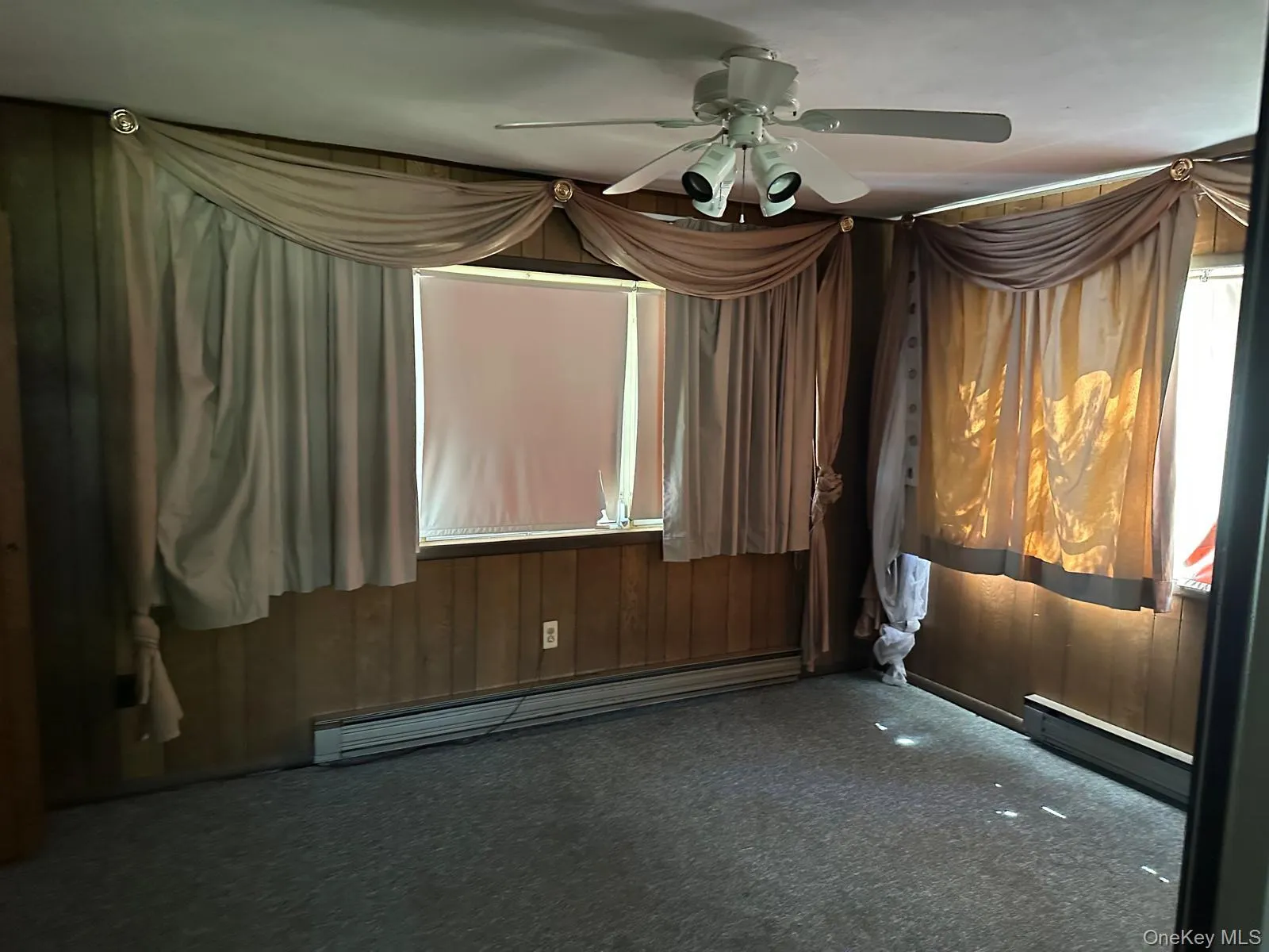 11 Richards Avenue, Fallsburg, NY, 3 Bedrooms Bedrooms, 5 Rooms Rooms,2 BathroomsBathrooms,Residential Lease,For Rent,Richards,0,1010614 11 Richards Avenue, Fallsburg, NY, 3 Bedrooms Bedrooms, 5 Rooms Rooms,2 BathroomsBathrooms,Residential Lease,For Rent,Richards,0,1010614