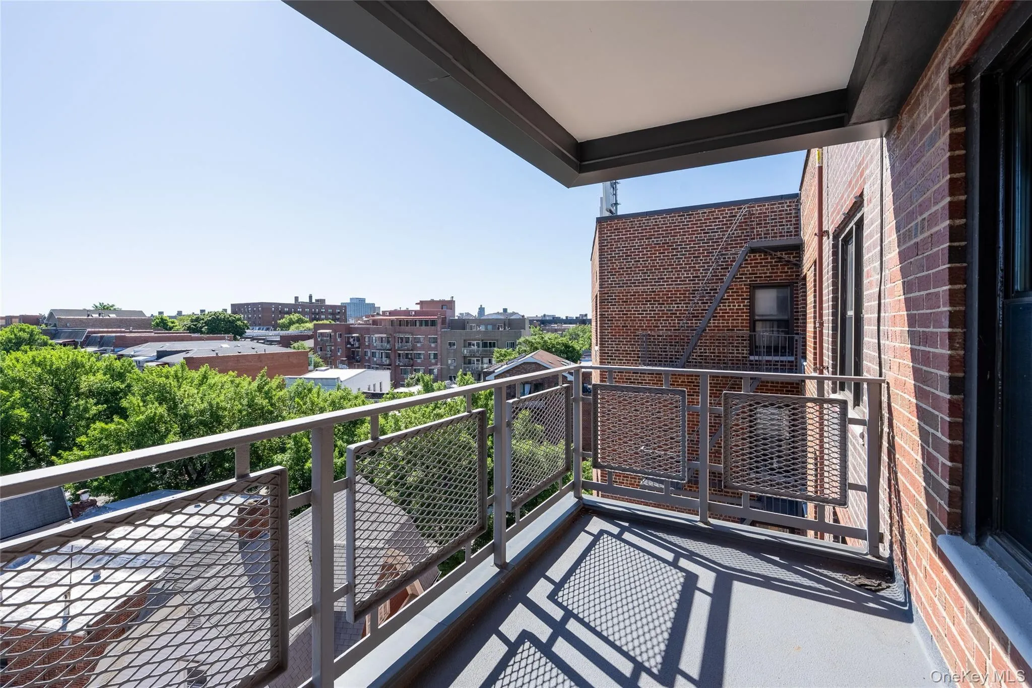 balcony balcony