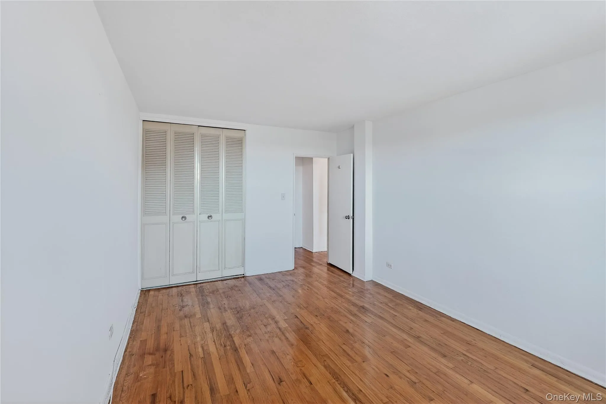 bedroom closets bedroom closets
