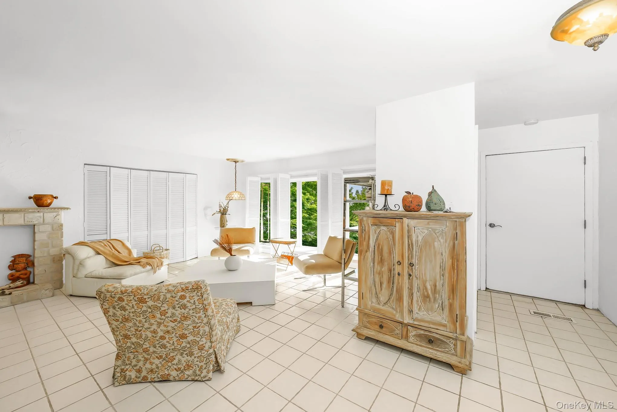 10 Rye Place, Smithtown, NY, 3 Bedrooms Bedrooms, 9 Rooms Rooms,2 BathroomsBathrooms,Residential,For Rent,Rye,0,1010616 10 Rye Place, Smithtown, NY, 3 Bedrooms Bedrooms, 9 Rooms Rooms,2 BathroomsBathrooms,Residential,For Rent,Rye,0,1010616
