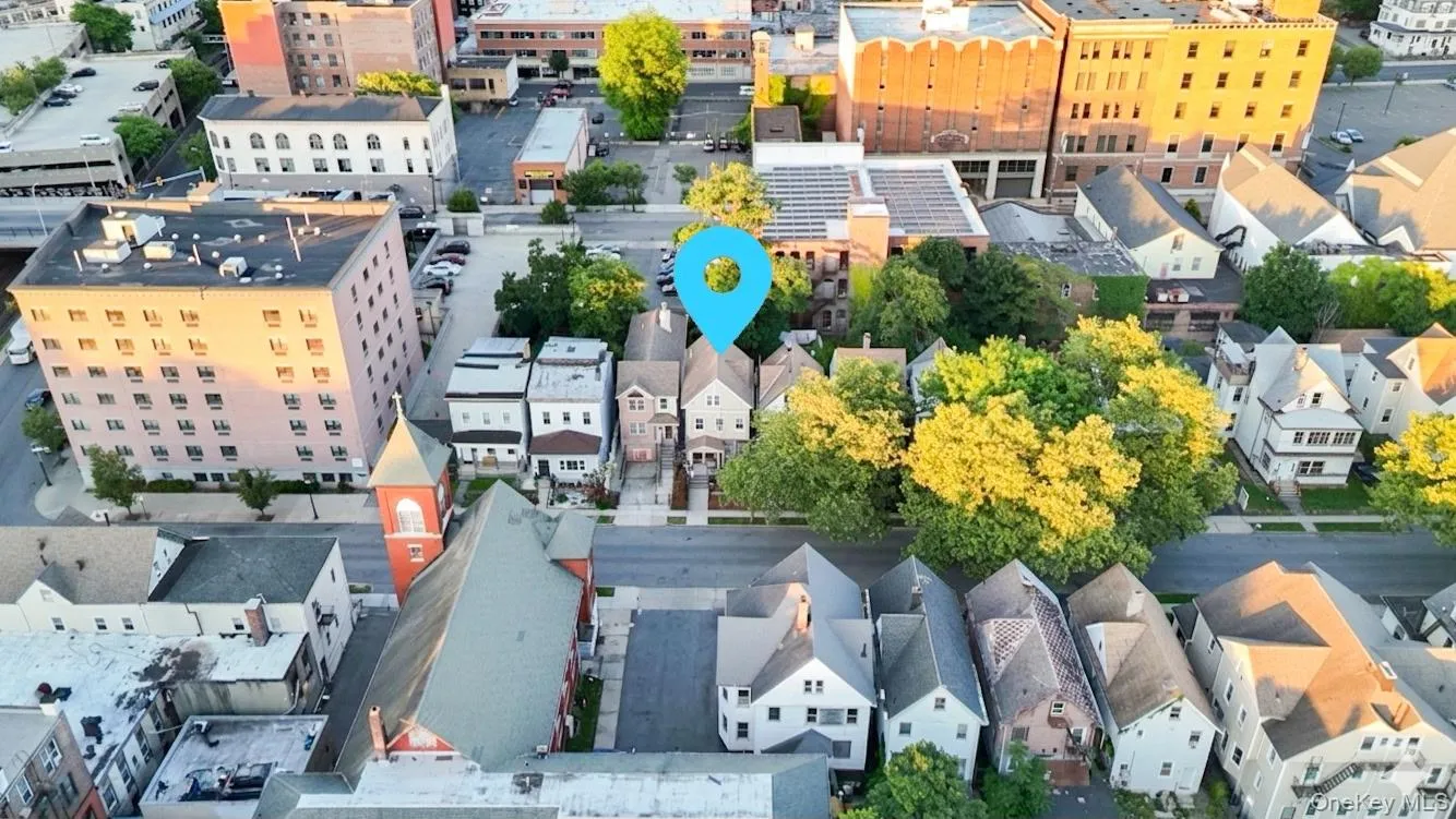 17 7th Avenue, Mount Vernon, NY, 5 Bedrooms Bedrooms, 7 Rooms Rooms,2 BathroomsBathrooms,Residential,For Rent,7th,0,1010618 17 7th Avenue, Mount Vernon, NY, 5 Bedrooms Bedrooms, 7 Rooms Rooms,2 BathroomsBathrooms,Residential,For Rent,7th,0,1010618