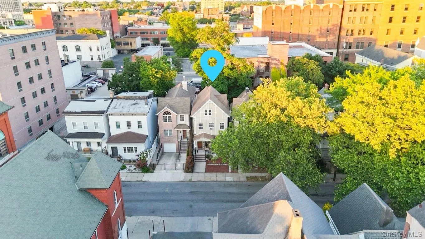 17 7th Avenue, Mount Vernon, NY, 5 Bedrooms Bedrooms, 7 Rooms Rooms,2 BathroomsBathrooms,Residential,For Rent,7th,0,1010618 17 7th Avenue, Mount Vernon, NY, 5 Bedrooms Bedrooms, 7 Rooms Rooms,2 BathroomsBathrooms,Residential,For Rent,7th,0,1010618