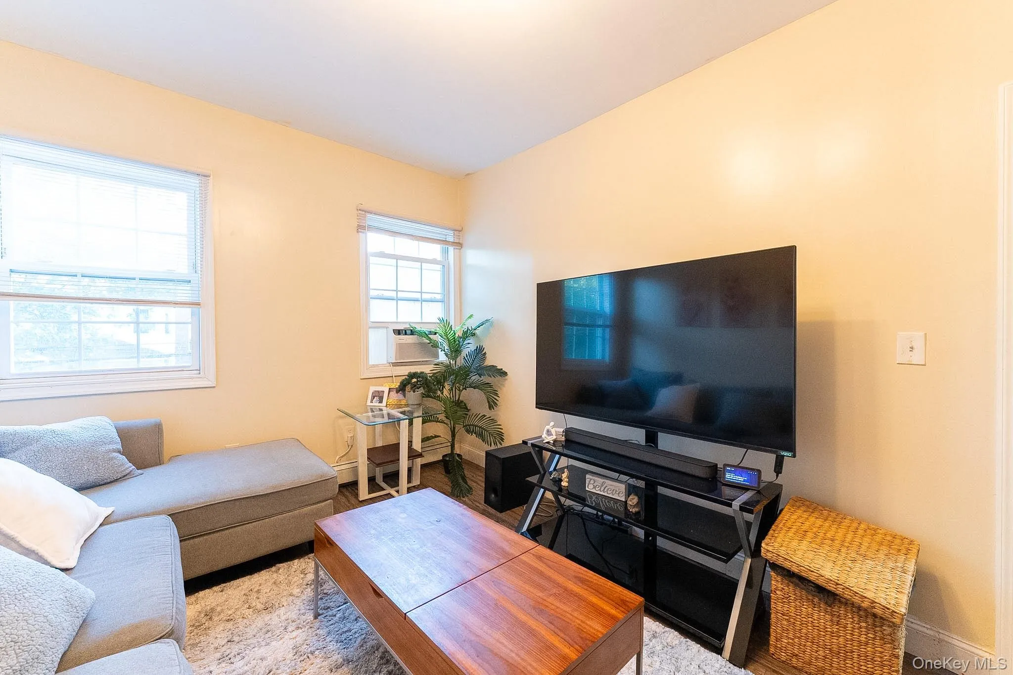17 7th Avenue, Mount Vernon, NY, 5 Bedrooms Bedrooms, 7 Rooms Rooms,2 BathroomsBathrooms,Residential,For Rent,7th,0,1010618 17 7th Avenue, Mount Vernon, NY, 5 Bedrooms Bedrooms, 7 Rooms Rooms,2 BathroomsBathrooms,Residential,For Rent,7th,0,1010618