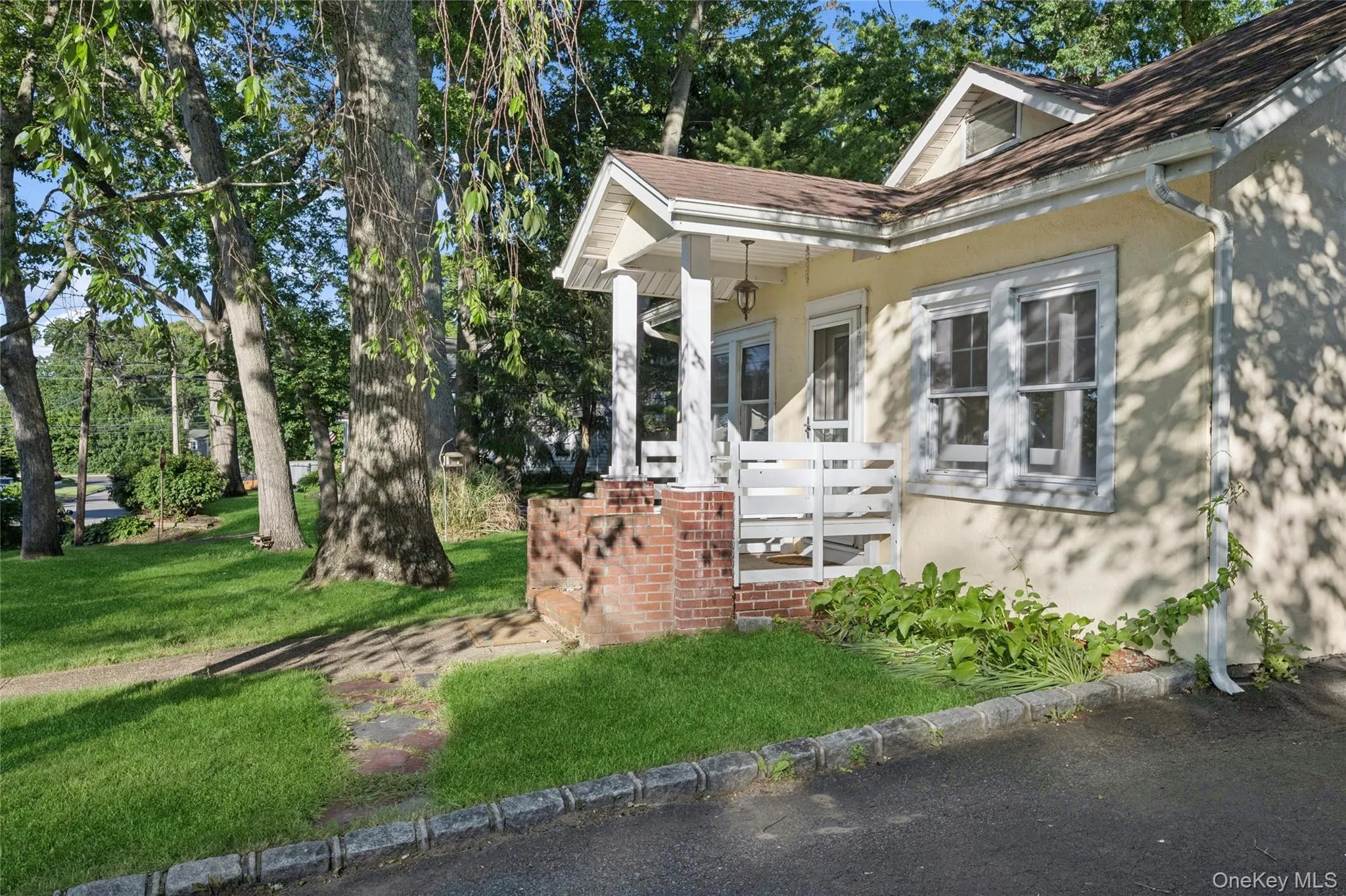 36 Lakeview Court, Brookhaven, NY, 3 Bedrooms Bedrooms, 6 Rooms Rooms,1 BathroomBathrooms,Residential,For Rent,Lakeview,0,1010620 36 Lakeview Court, Brookhaven, NY, 3 Bedrooms Bedrooms, 6 Rooms Rooms,1 BathroomBathrooms,Residential,For Rent,Lakeview,0,1010620