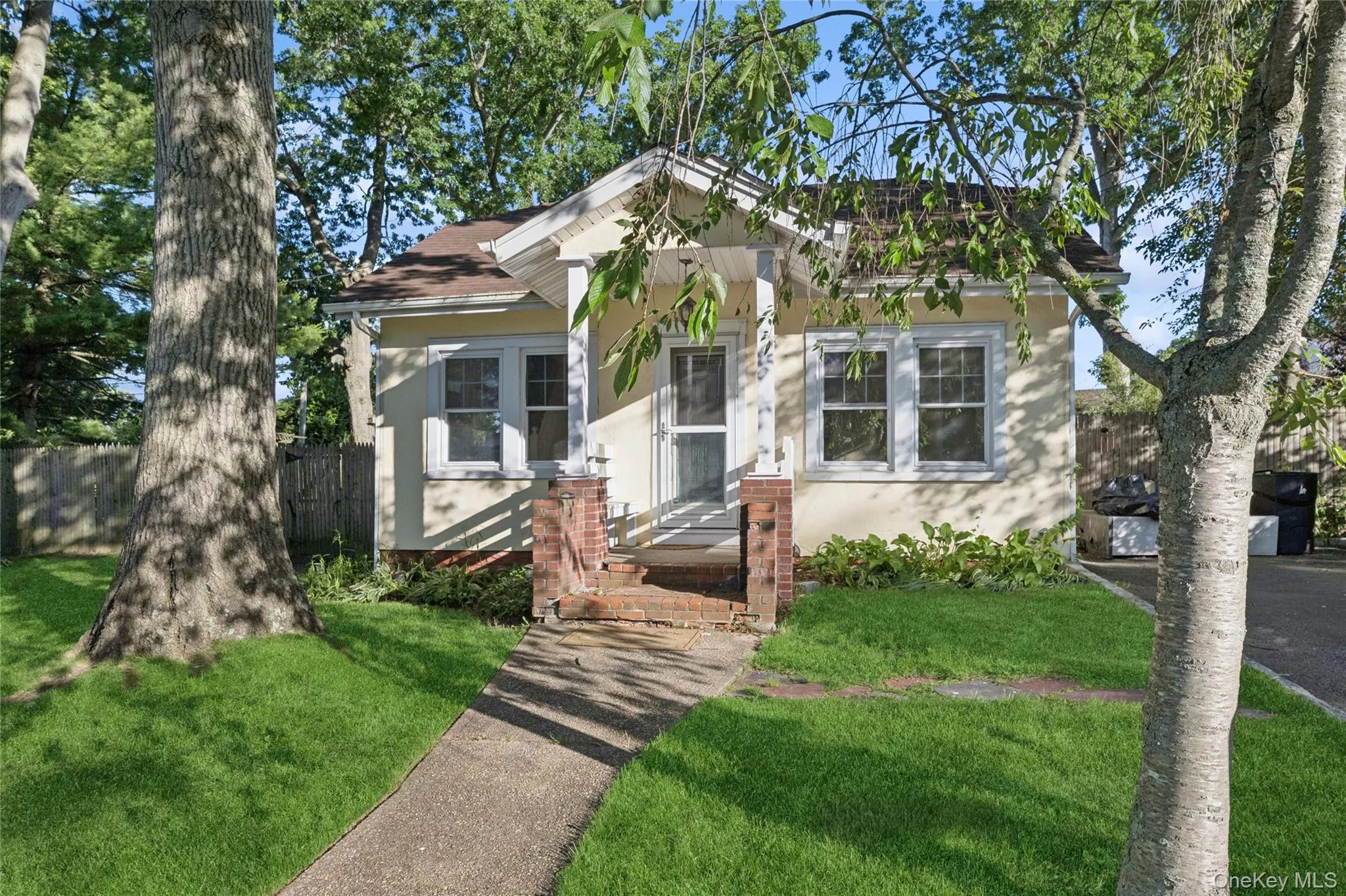 36 Lakeview Court, Brookhaven, NY, 3 Bedrooms Bedrooms, 6 Rooms Rooms,1 BathroomBathrooms,Residential,For Rent,Lakeview,0,1010620 36 Lakeview Court, Brookhaven, NY, 3 Bedrooms Bedrooms, 6 Rooms Rooms,1 BathroomBathrooms,Residential,For Rent,Lakeview,0,1010620