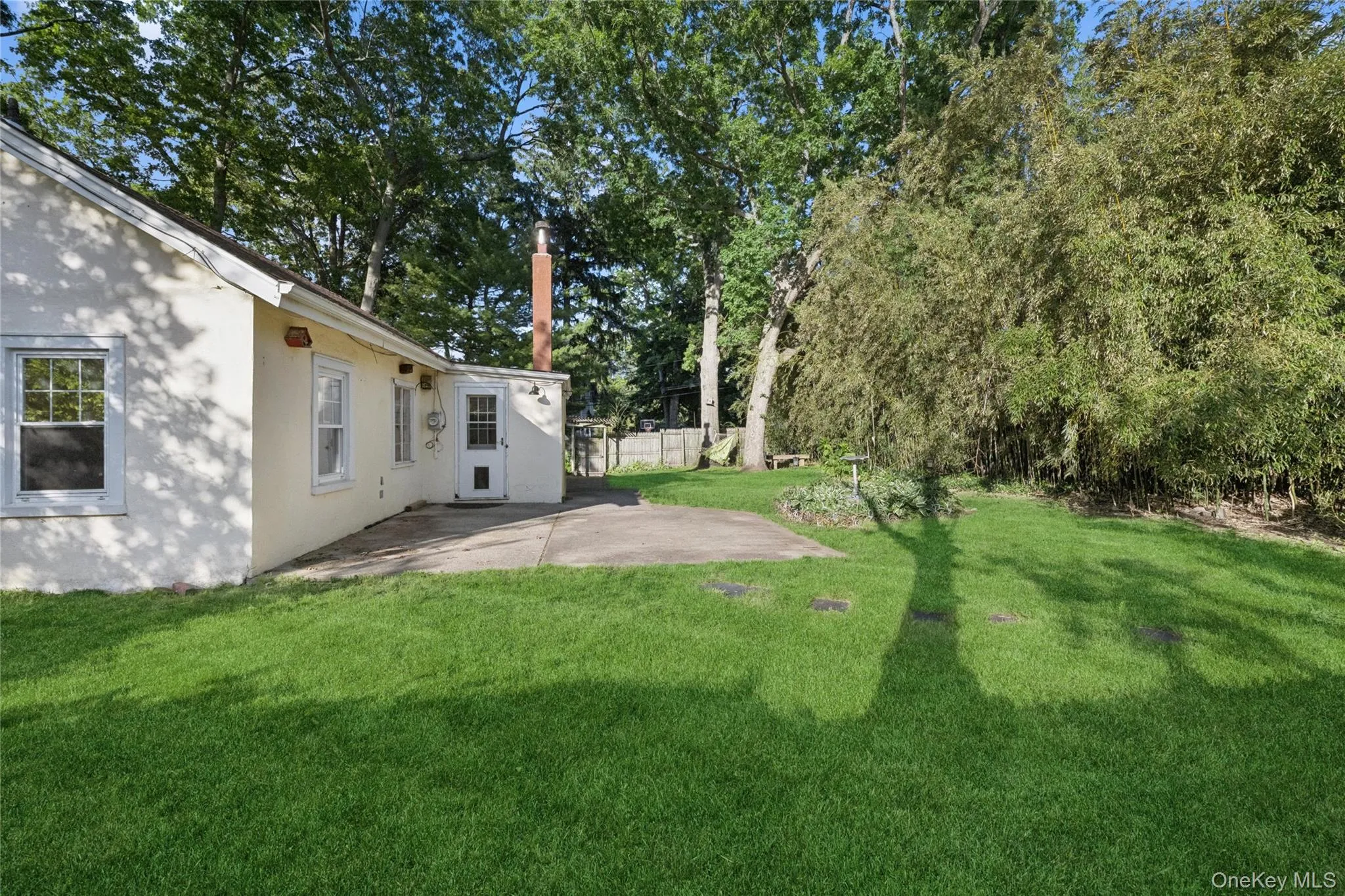 36 Lakeview Court, Brookhaven, NY, 3 Bedrooms Bedrooms, 6 Rooms Rooms,1 BathroomBathrooms,Residential,For Rent,Lakeview,0,1010620 36 Lakeview Court, Brookhaven, NY, 3 Bedrooms Bedrooms, 6 Rooms Rooms,1 BathroomBathrooms,Residential,For Rent,Lakeview,0,1010620